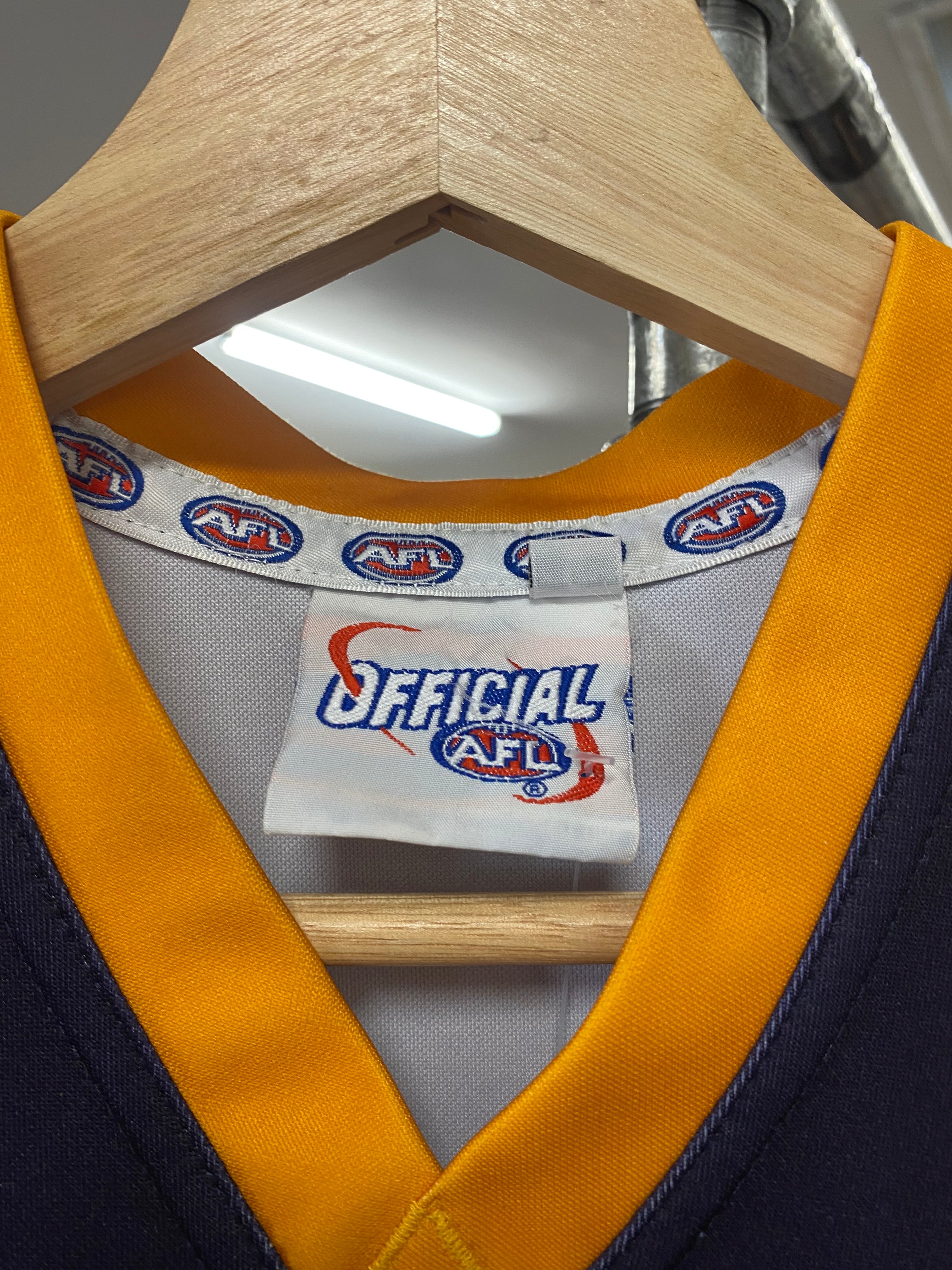 [6] Tiny Adelaide Crows Jersey