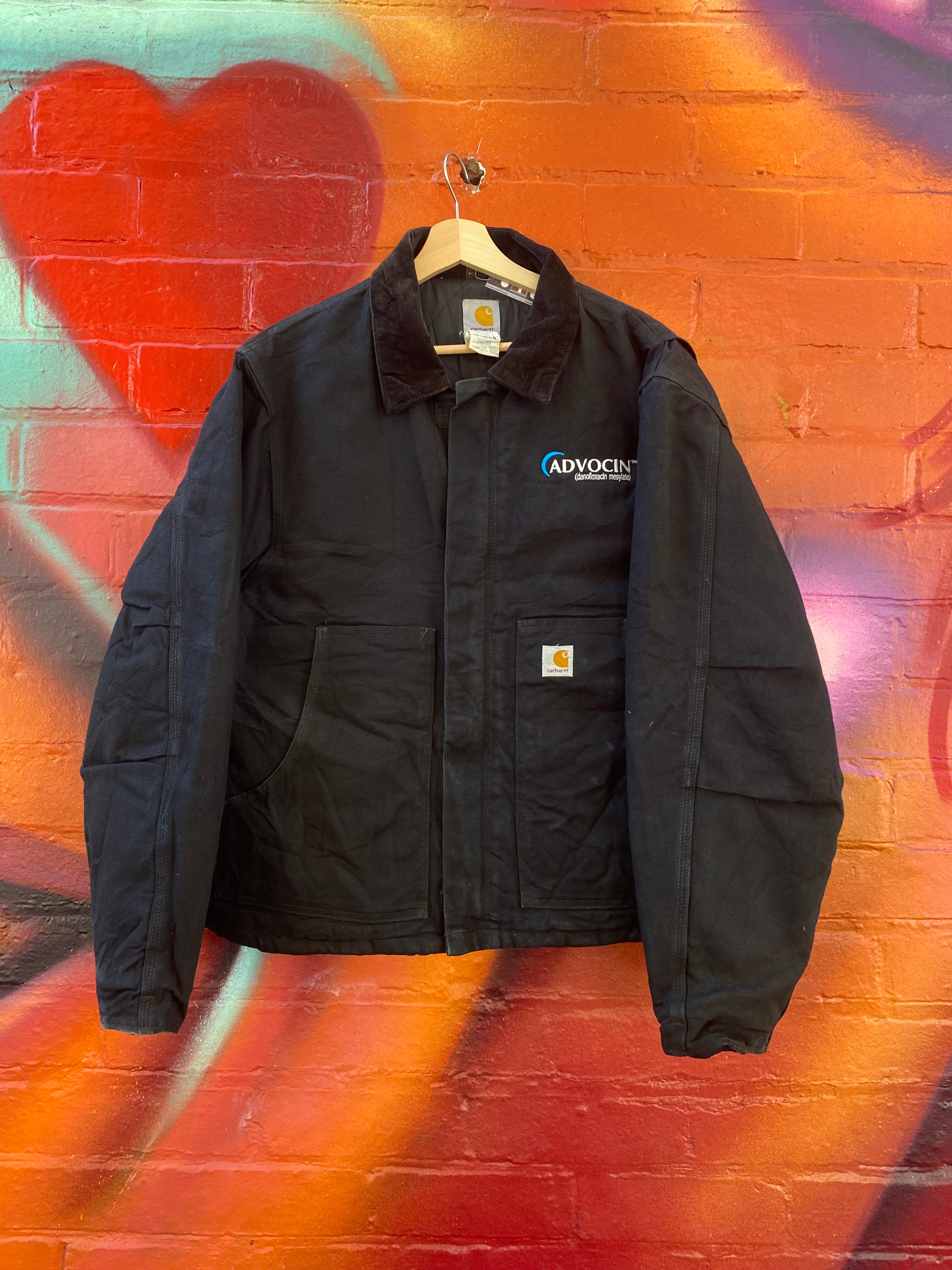 L] Vintage Carhartt J002 Black 'Advocin' Jacket – 2CC Vintage