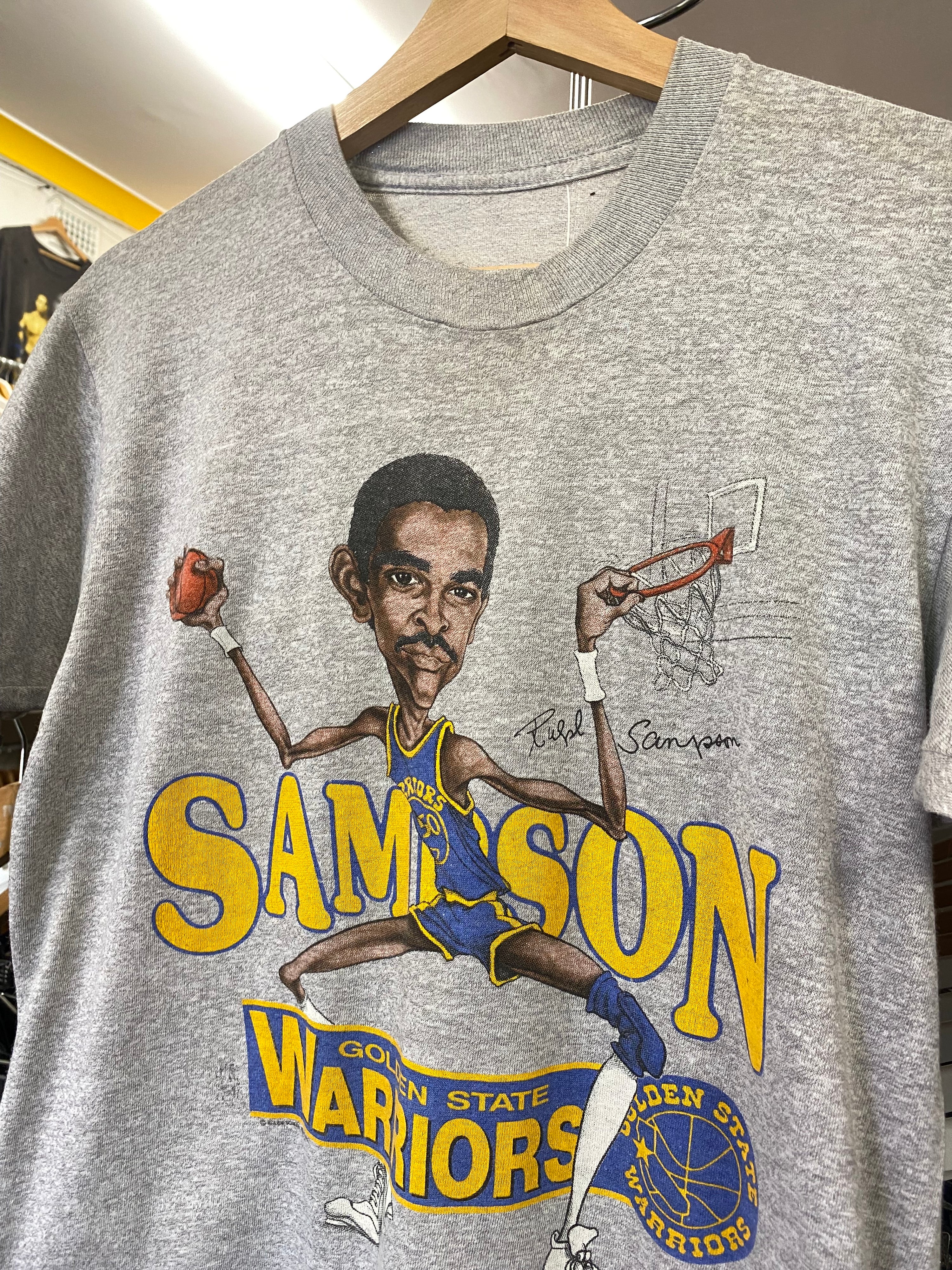 [S] 1988 Ralph Sampson Golden State Warriors Caricature Tshirt