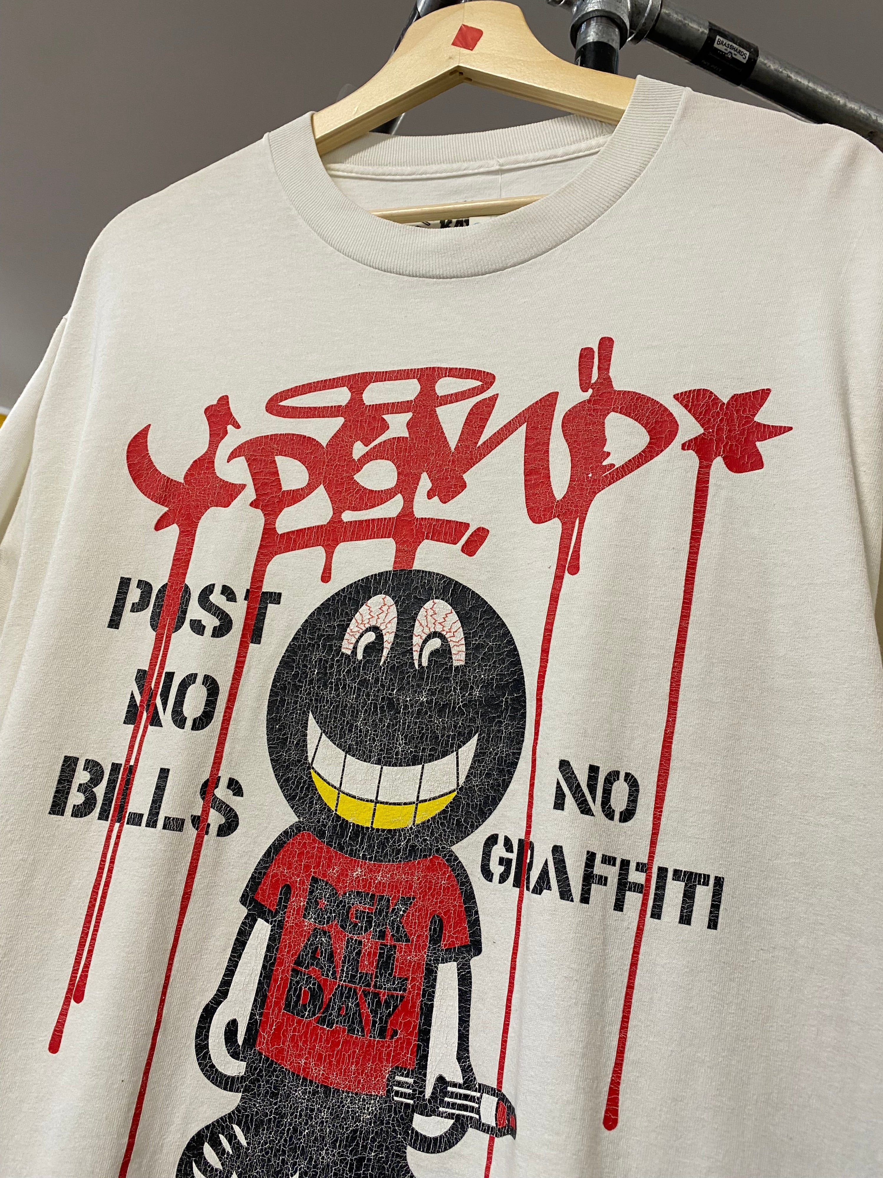 L - DGK Kayo No Graffiti, Post No Bills White DS
