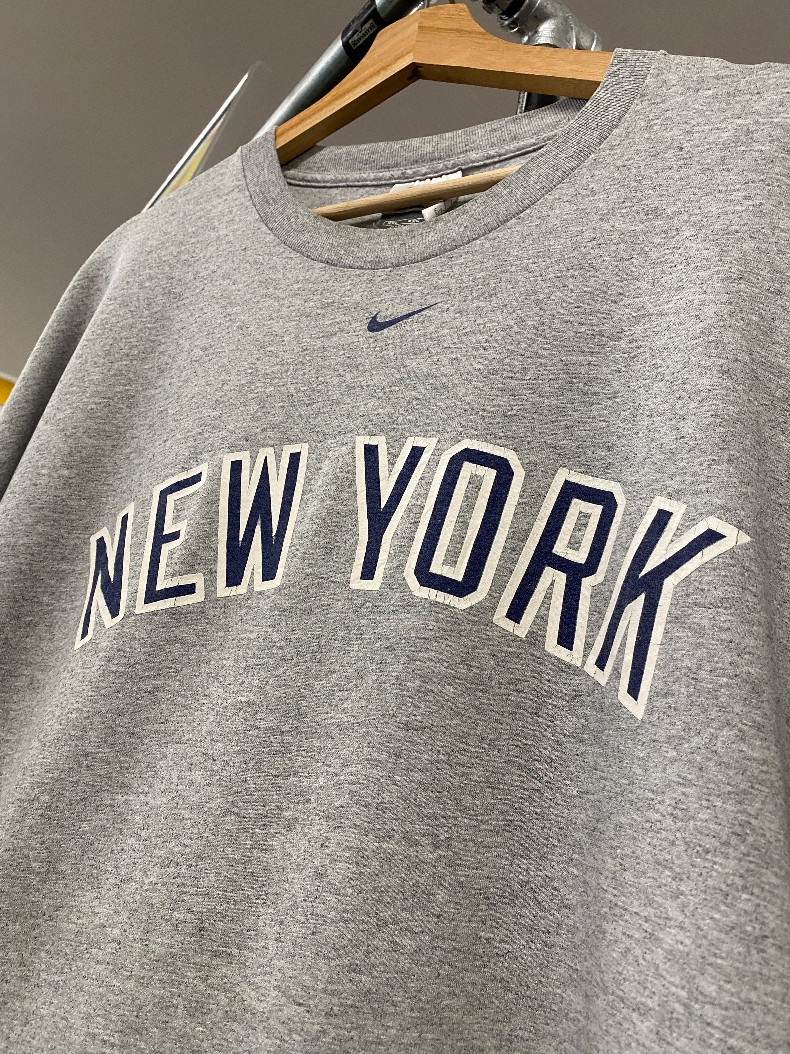 2XL - 2000s Nike New York: Home Of The Yankees Grey DS