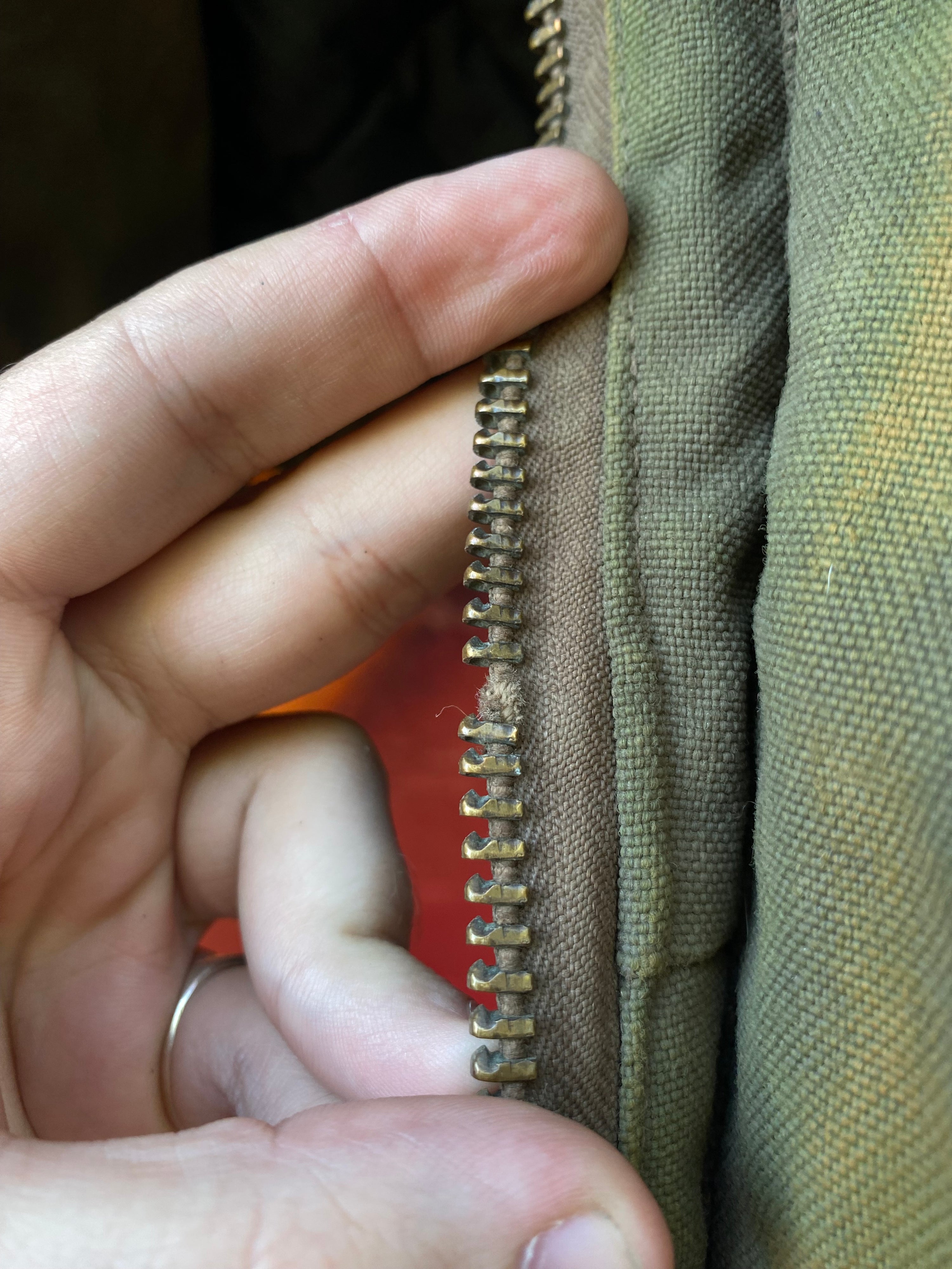 [L] Carhartt Khaki Army-Style Jacket Broken Zip