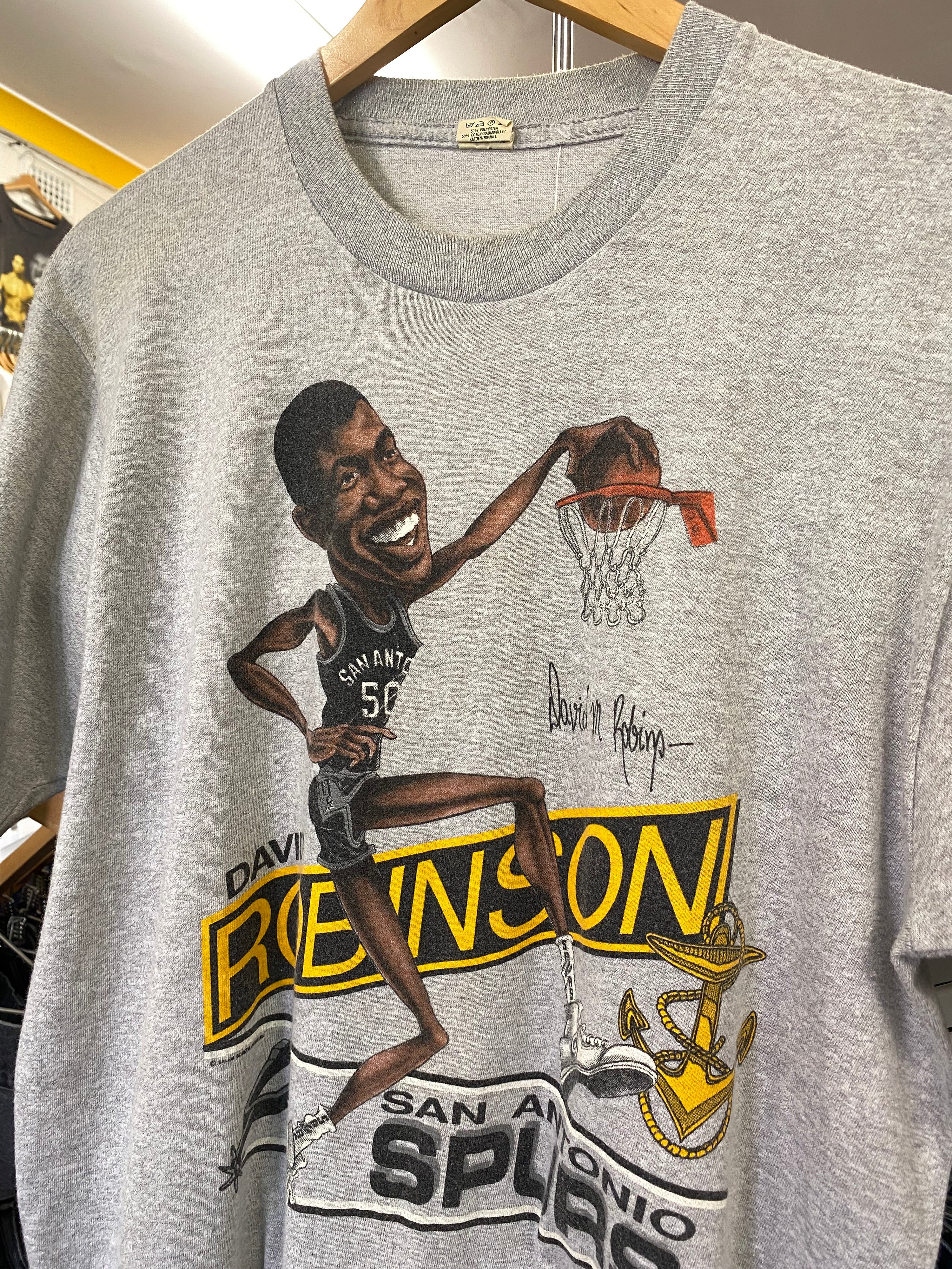 [L] 1980s David Robinson San Antonio Spurs Caricature Tshirt