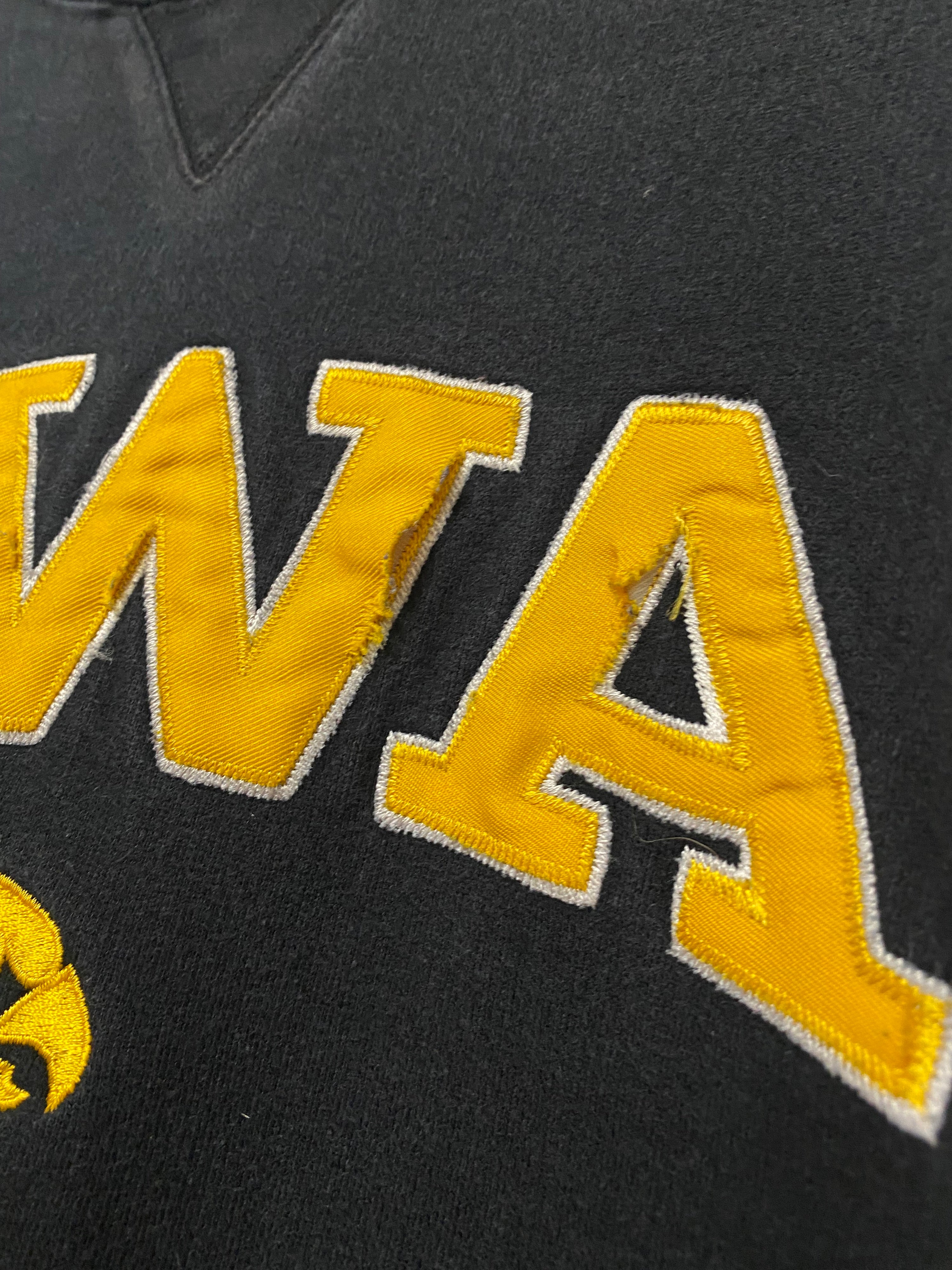 [M] Embroidered IOWA Hawkeyes Jumper
