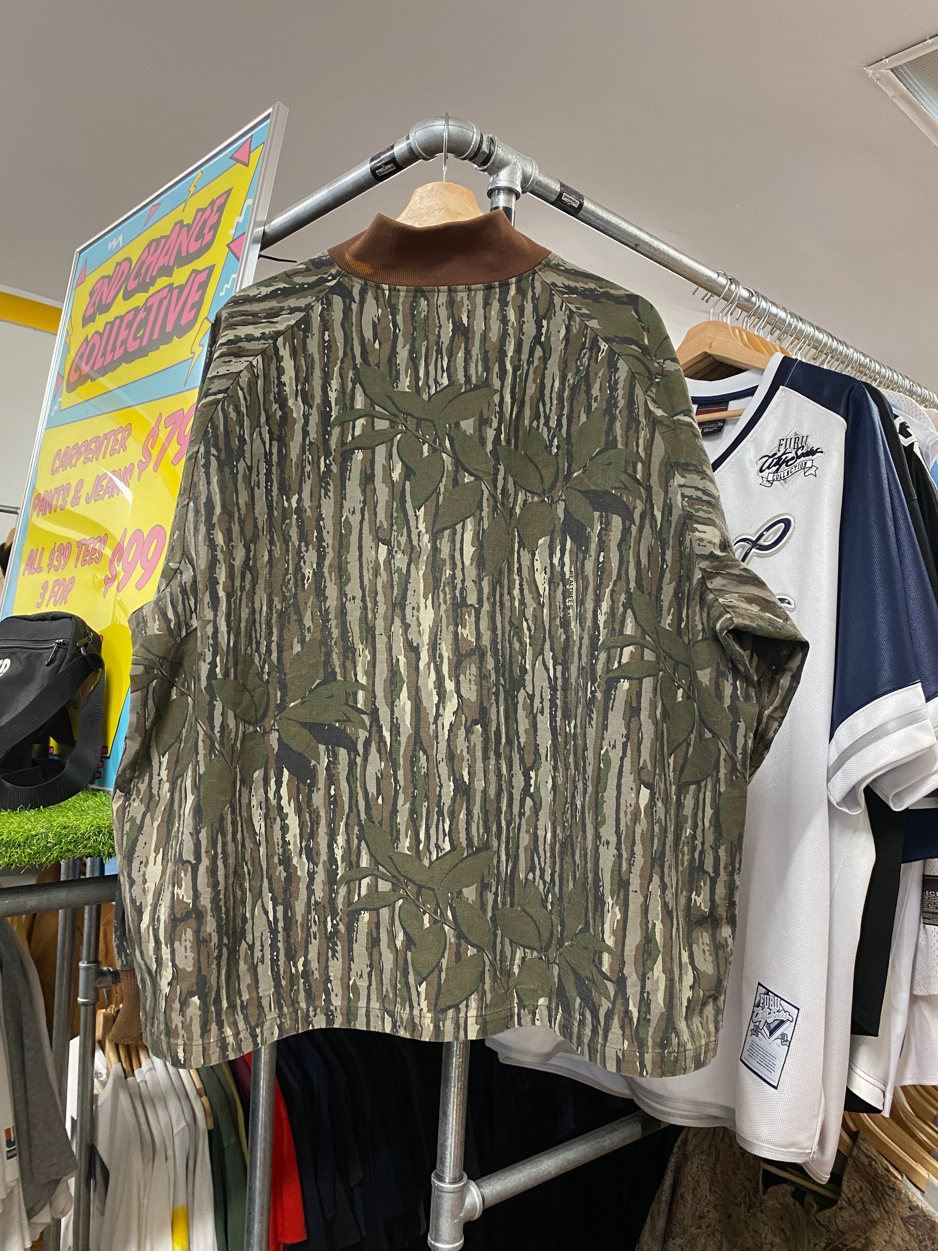 XL - Vintage Walls 2 Pocket Zip Up Tree Bark Camo Windbreaker