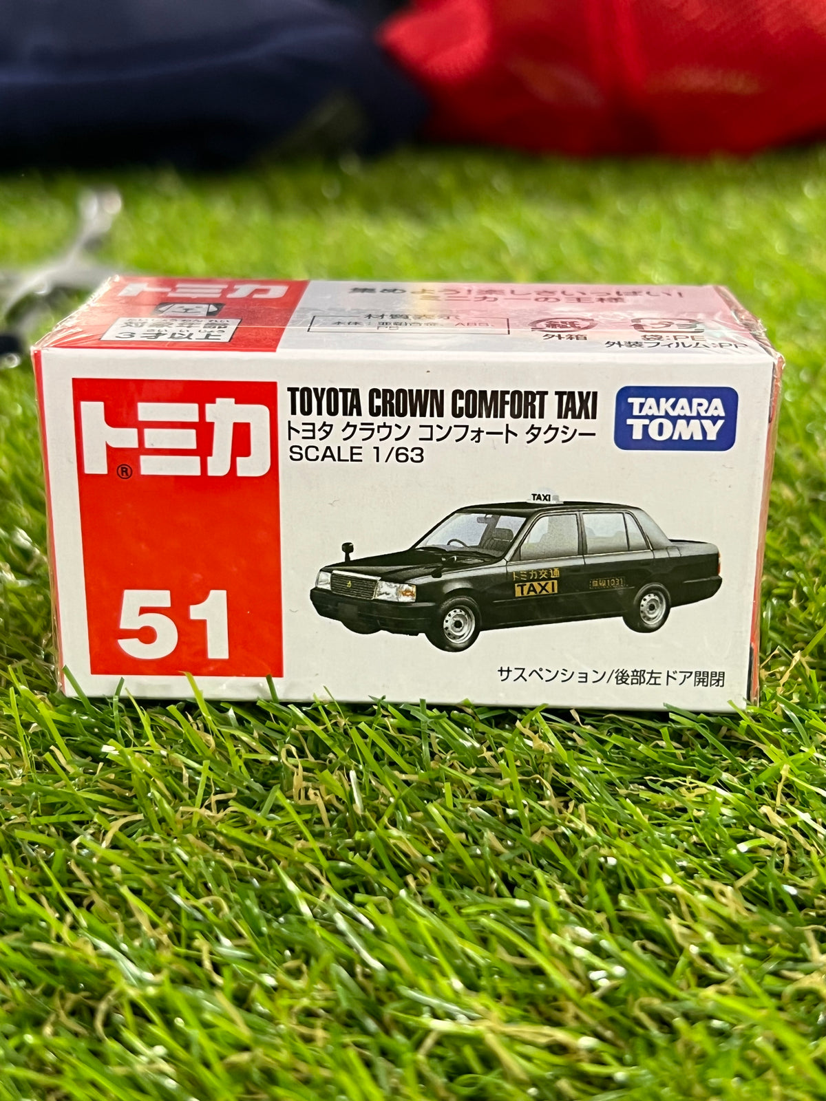 Takara Tomy 51 Toyota Crown Comfort Taxi