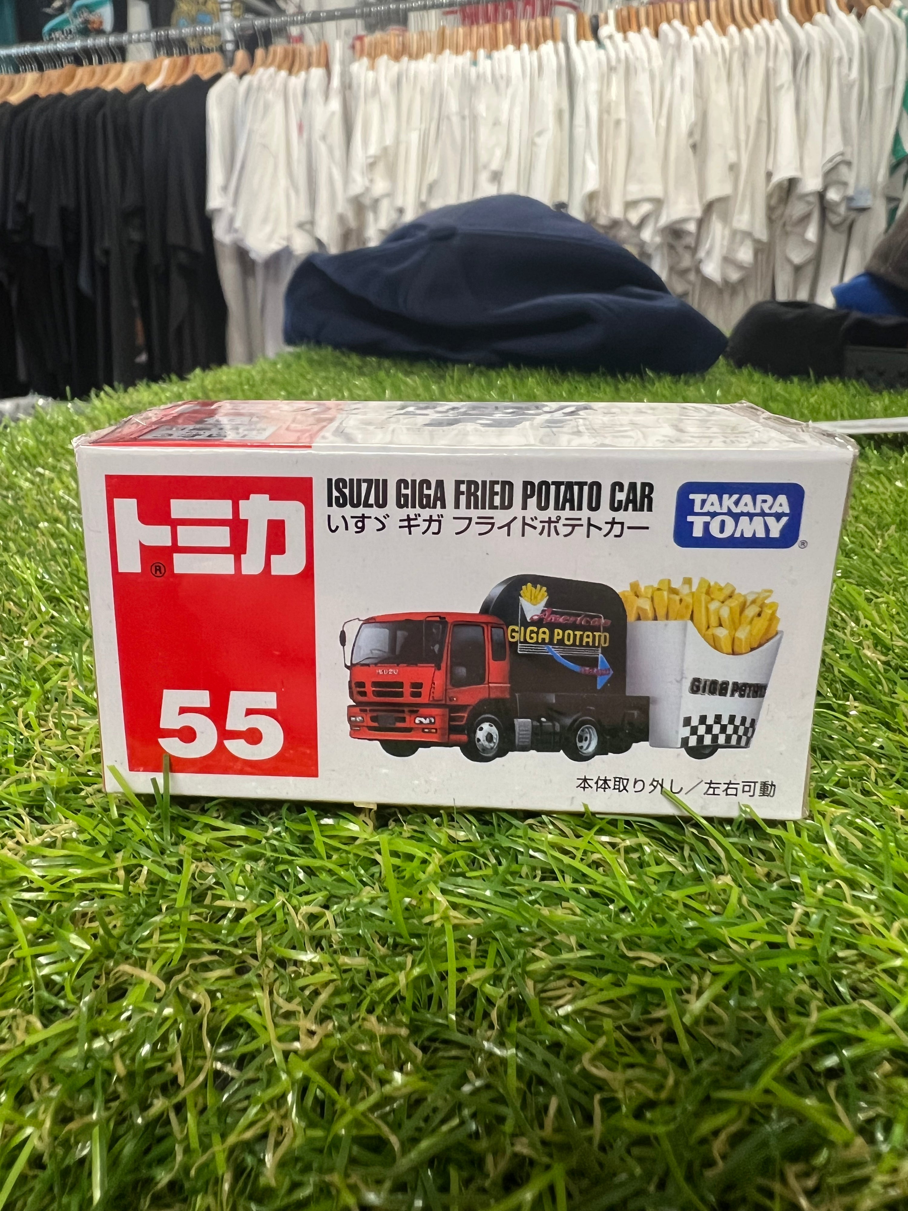 Takara Tomy #55 Isuzu GIGA Fried Potato Car