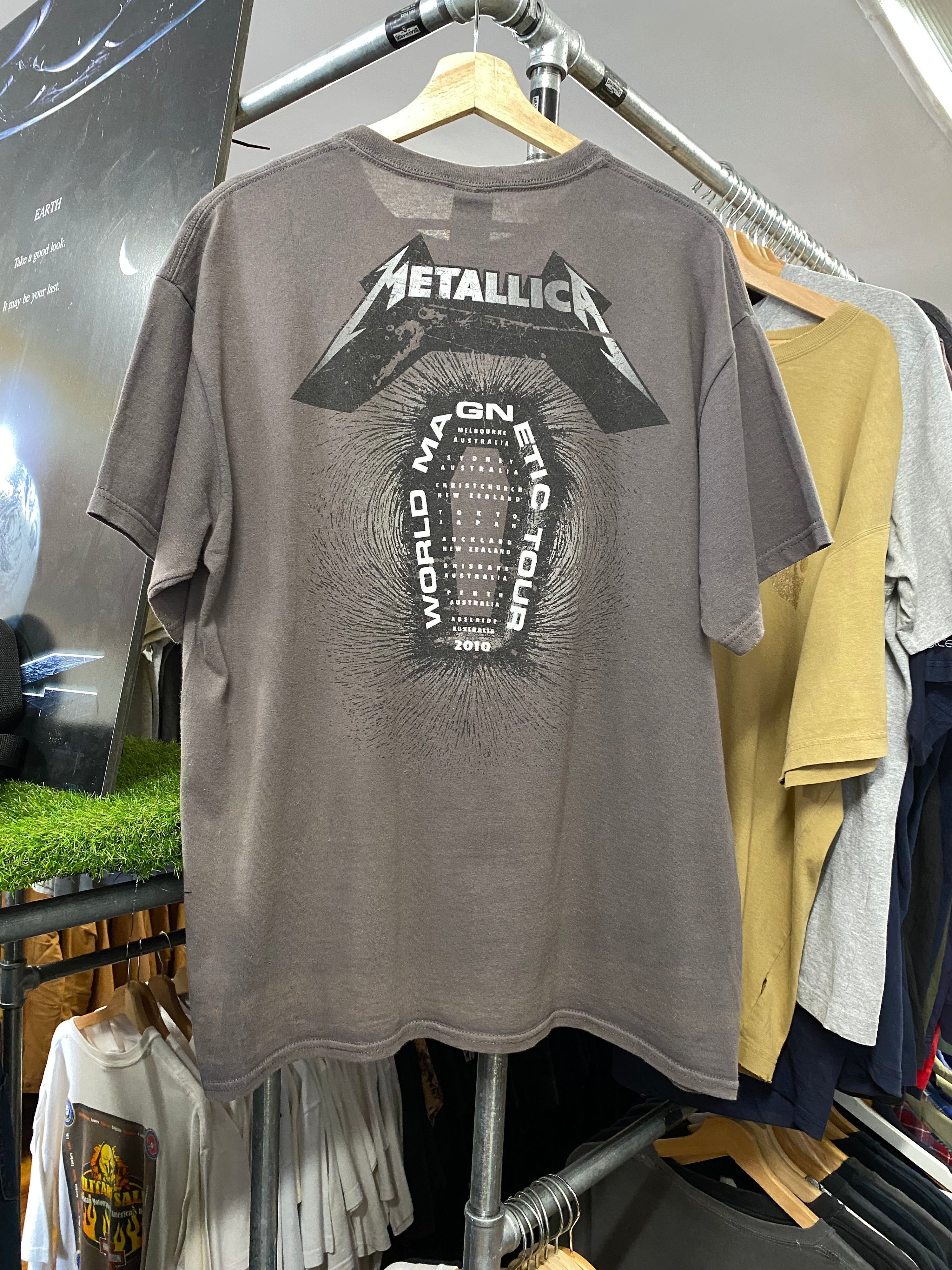 L - 2010 Metallica Death Magnet Tour DS