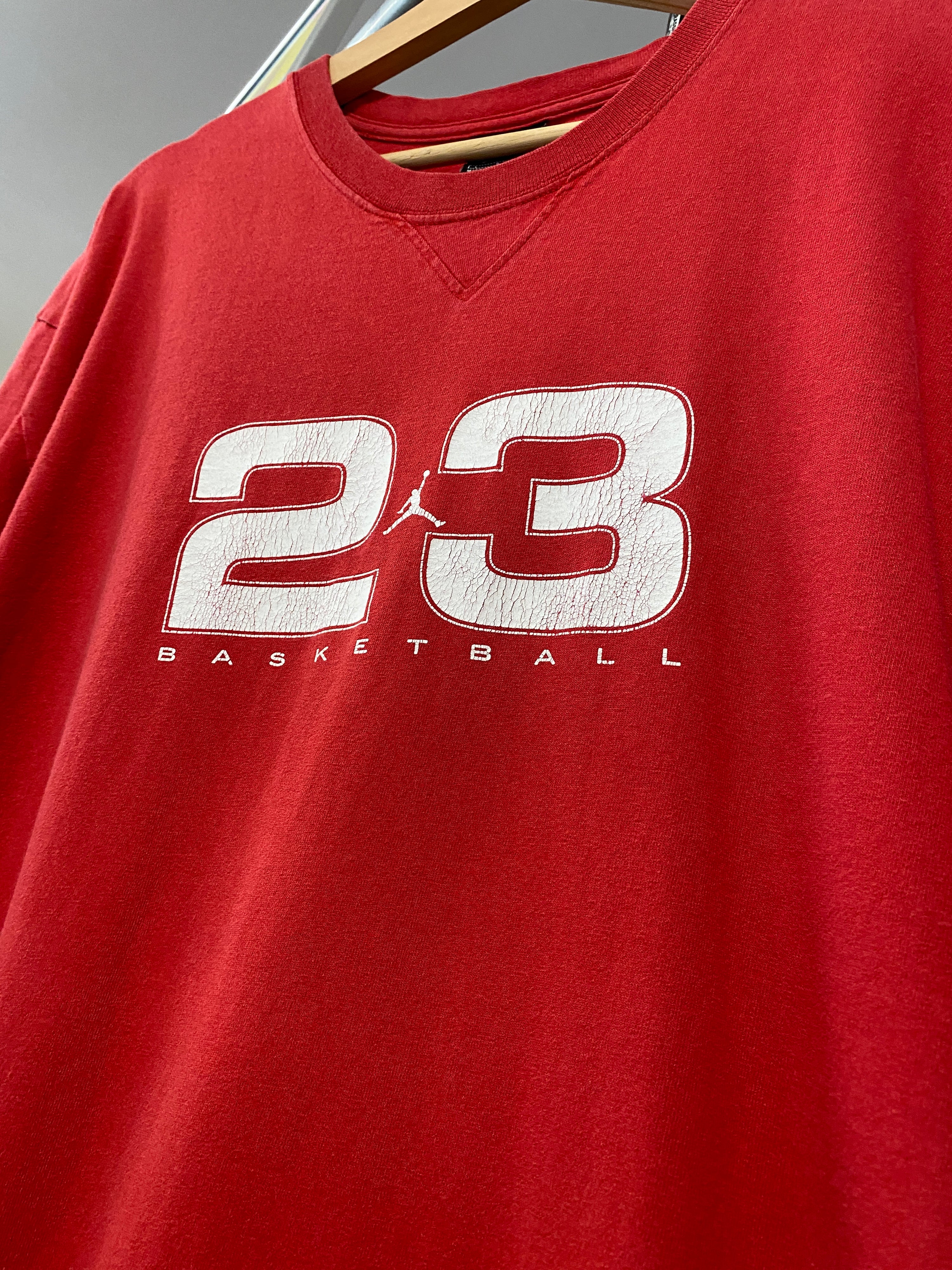 L - 23 Basketball Red Tee Jordan Rear DS