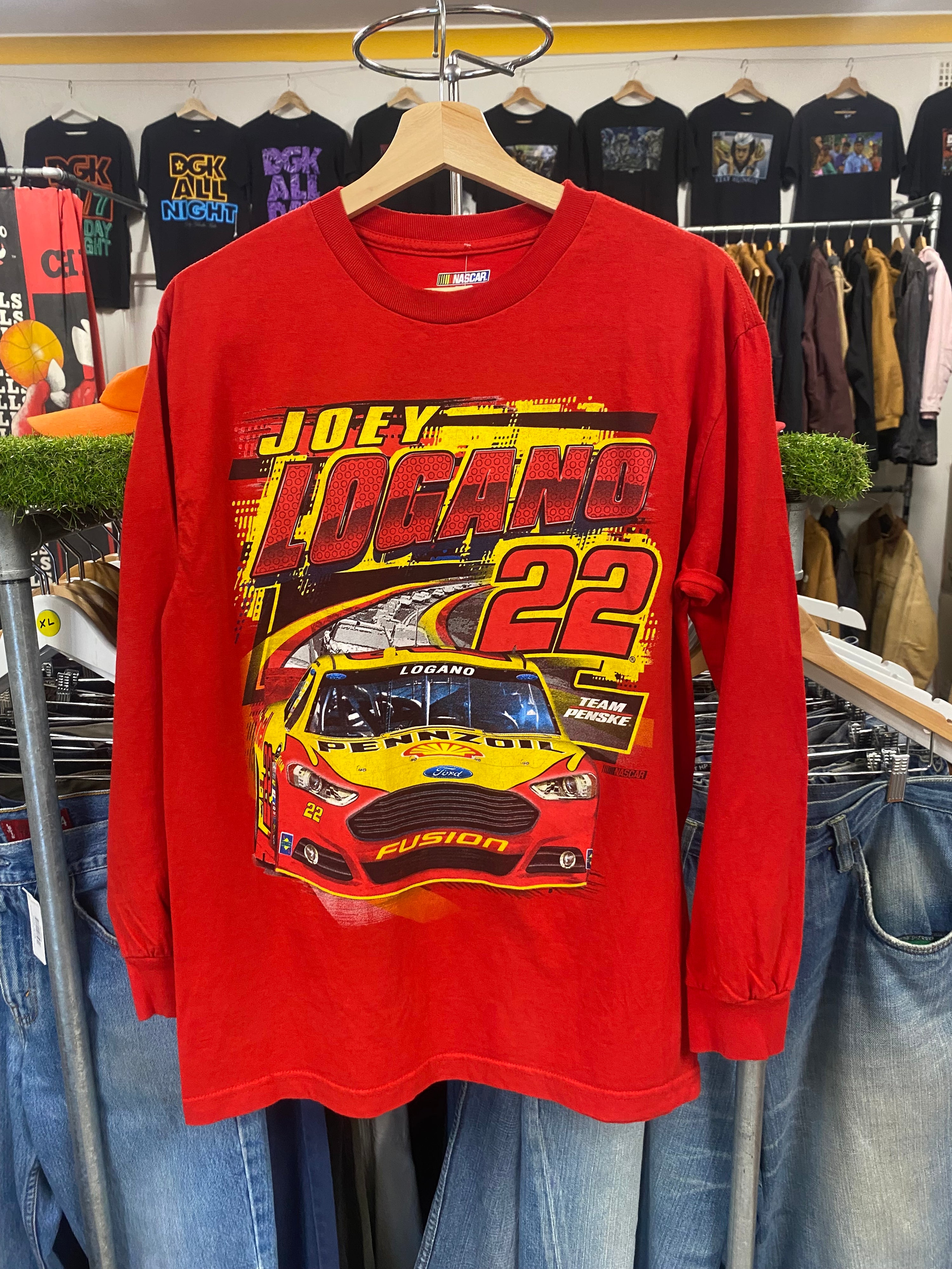 [M] Joey Logano #22 Red Long Sleeve Tshirt