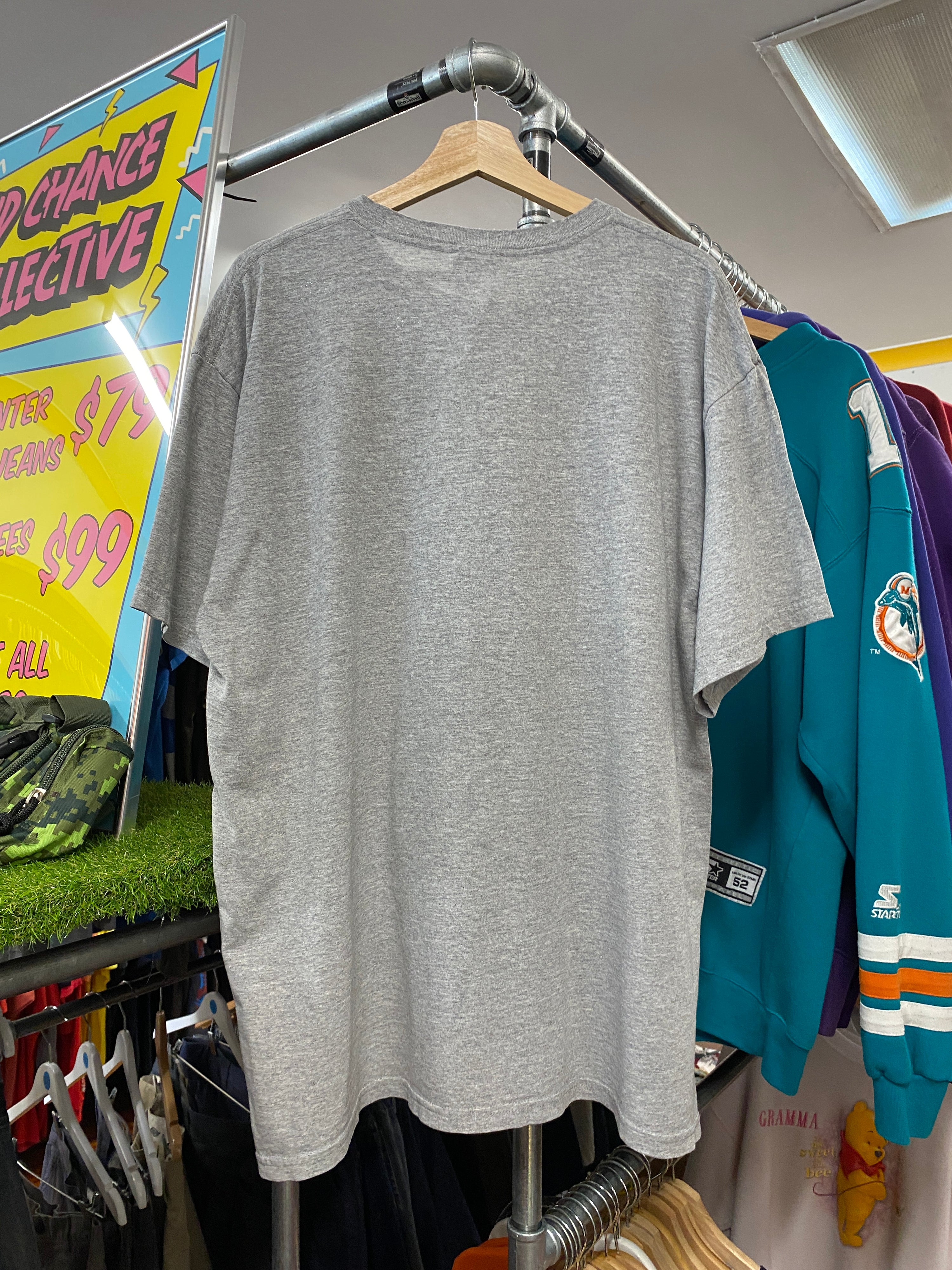 L - 2000s Nike State Division 1 Grey Tee