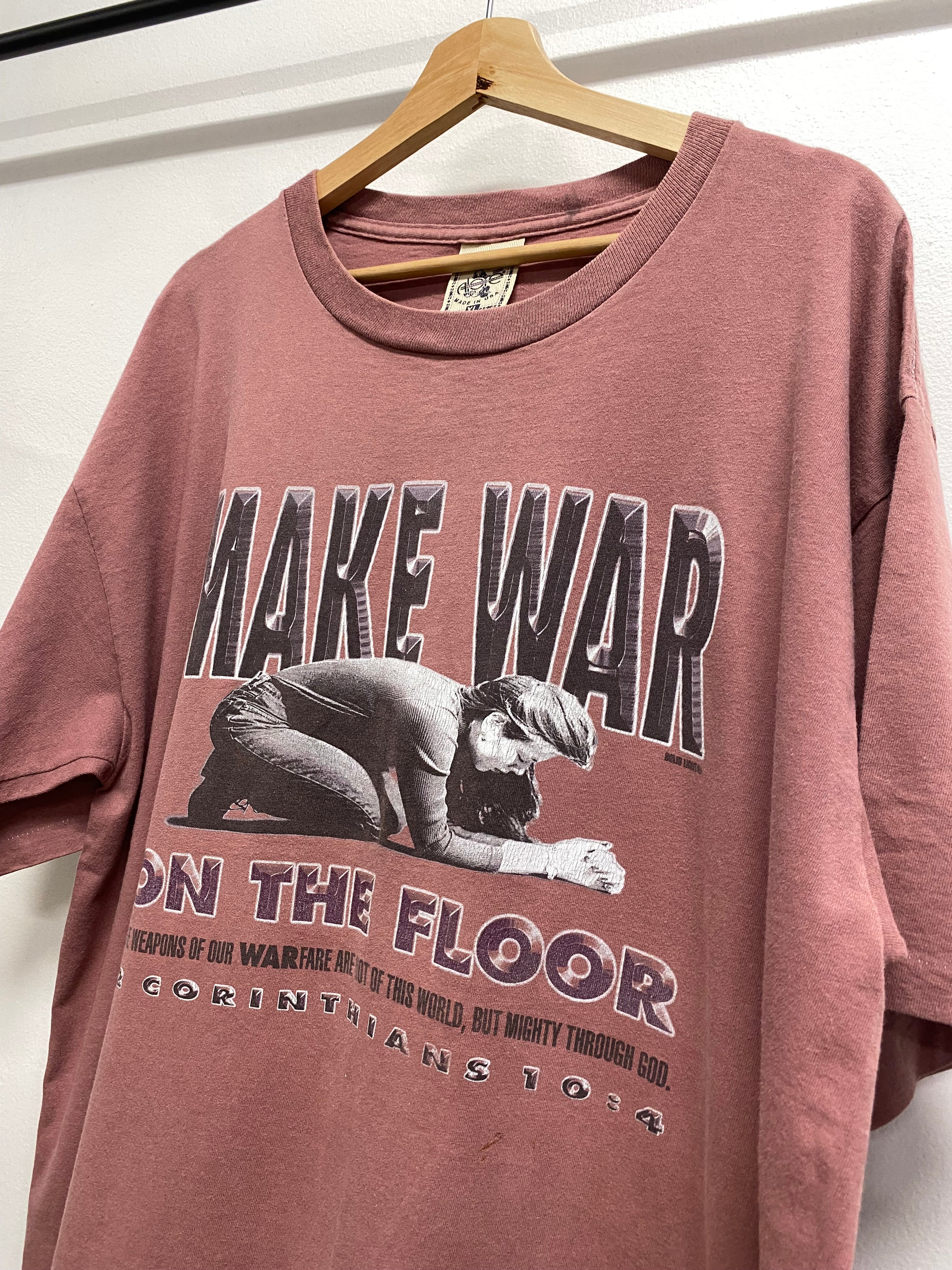 [XL] Make War On The Floor God Tee