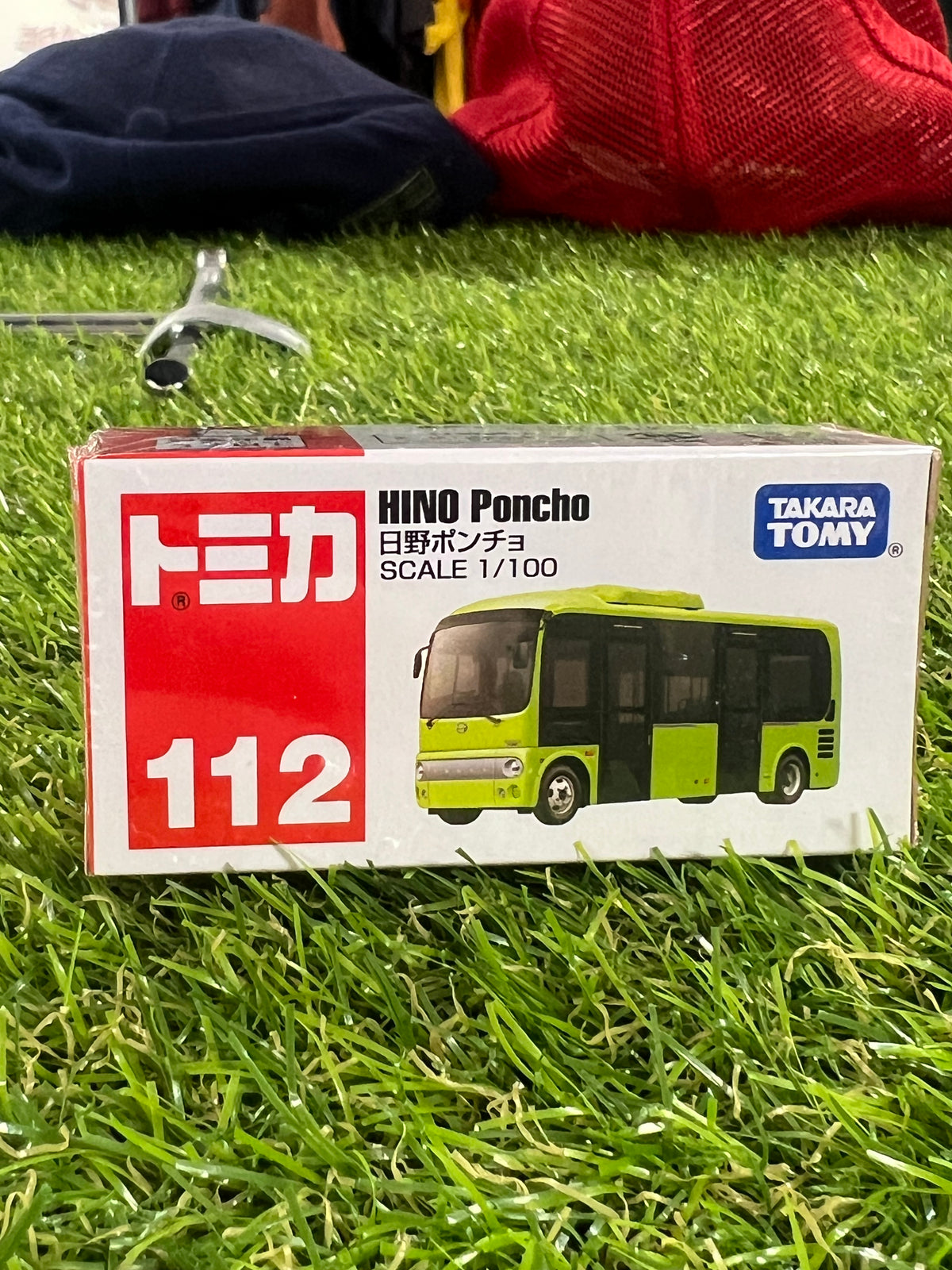 Takara Tomy 112 Hino Poncho