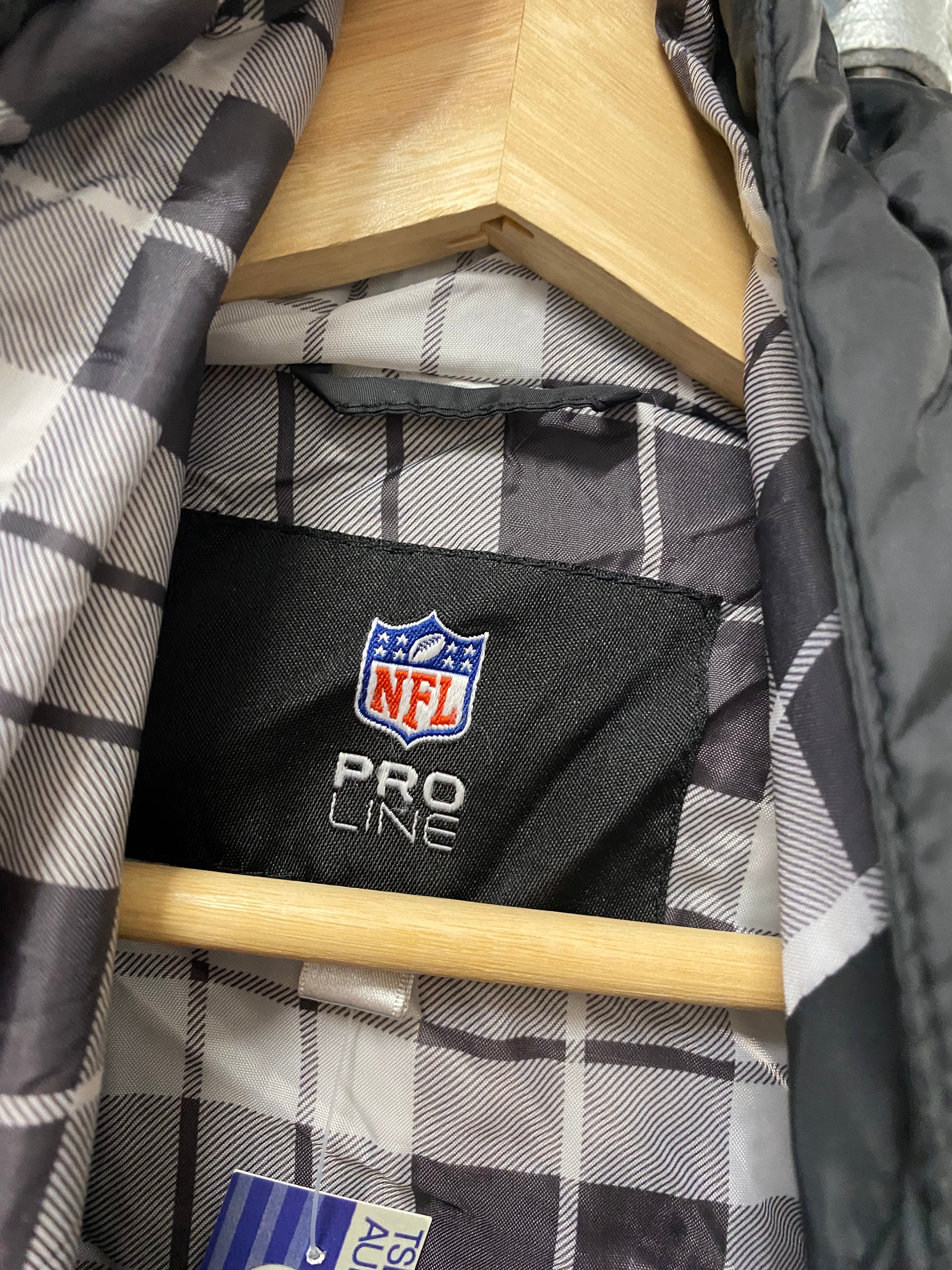 [M] NE Patriots Pro Line Black Puffer