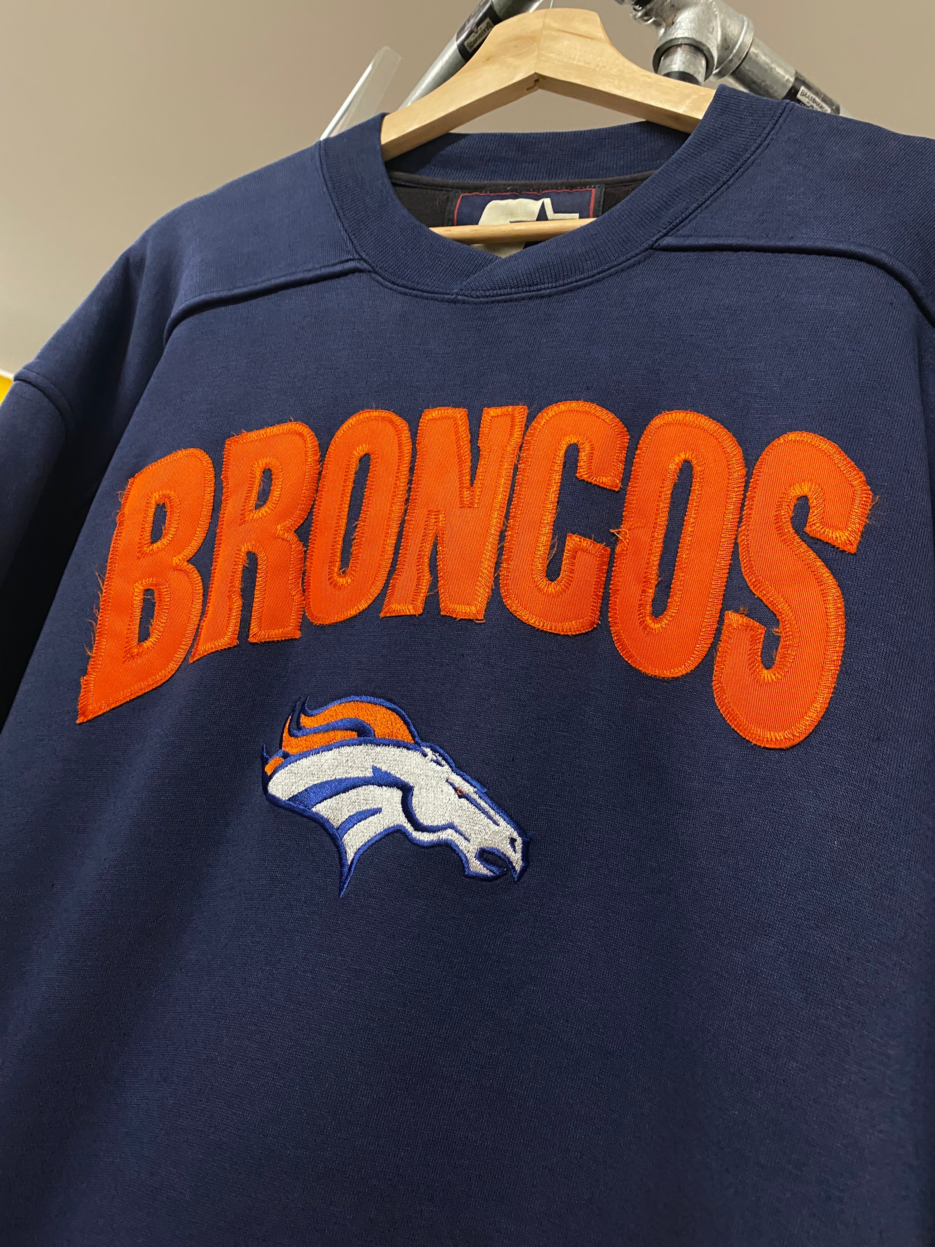 [L] Vintage Broncos Heavy Starter Blue Jumper