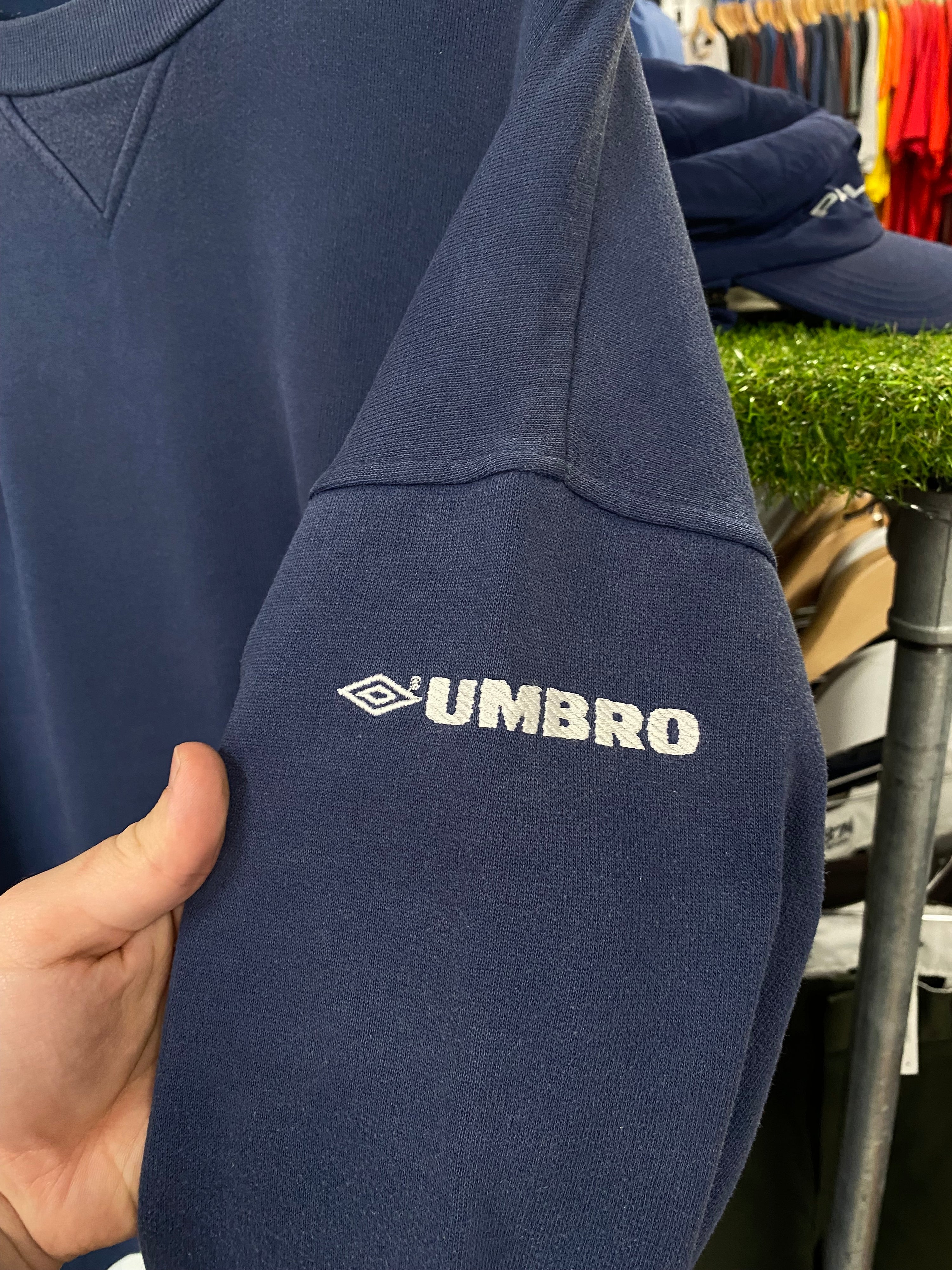 [XL] Umbro Embroidered Blue Sweat