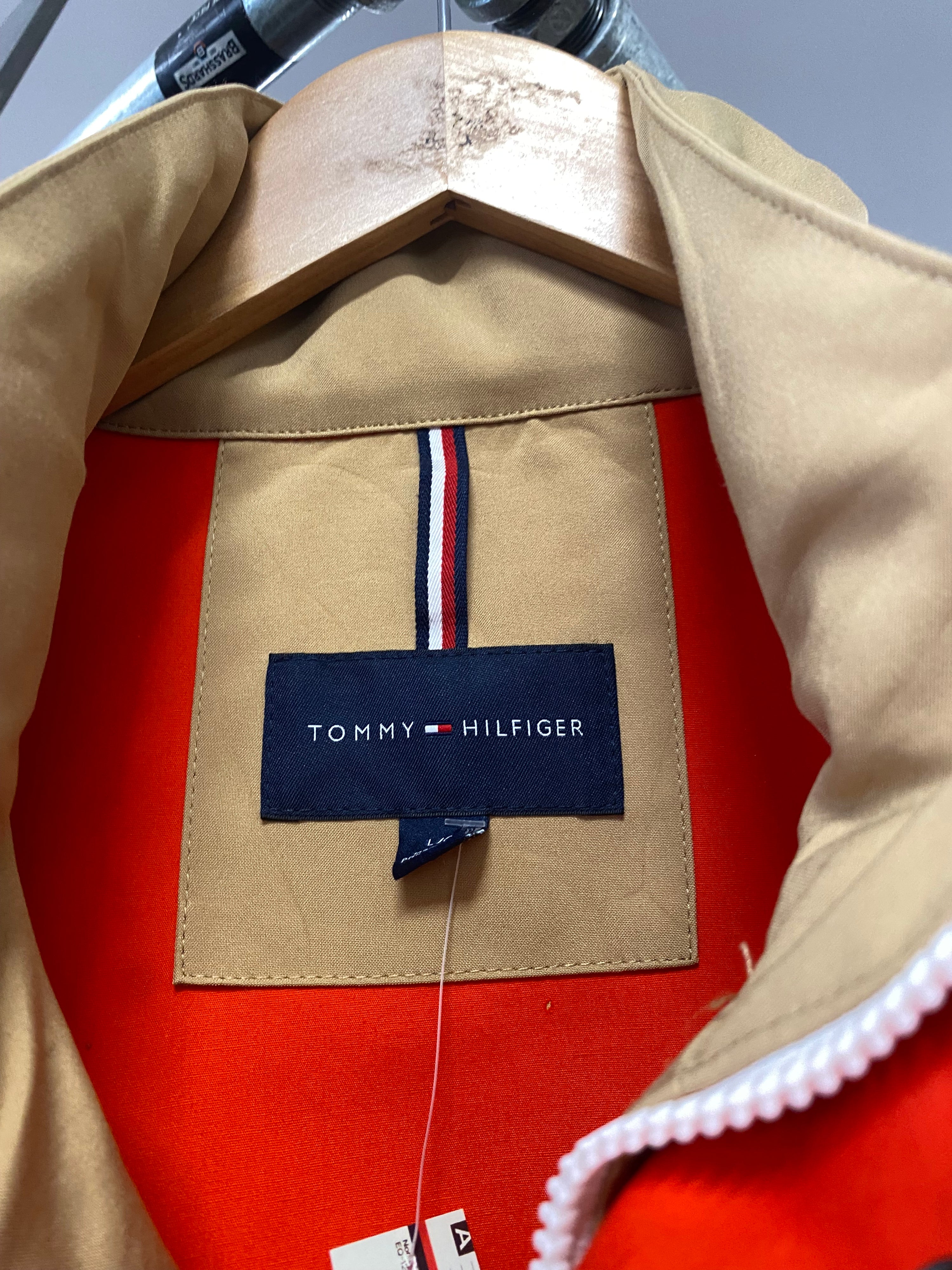 [L] Tommy Hilfiger Tan/Orange Windbreaker