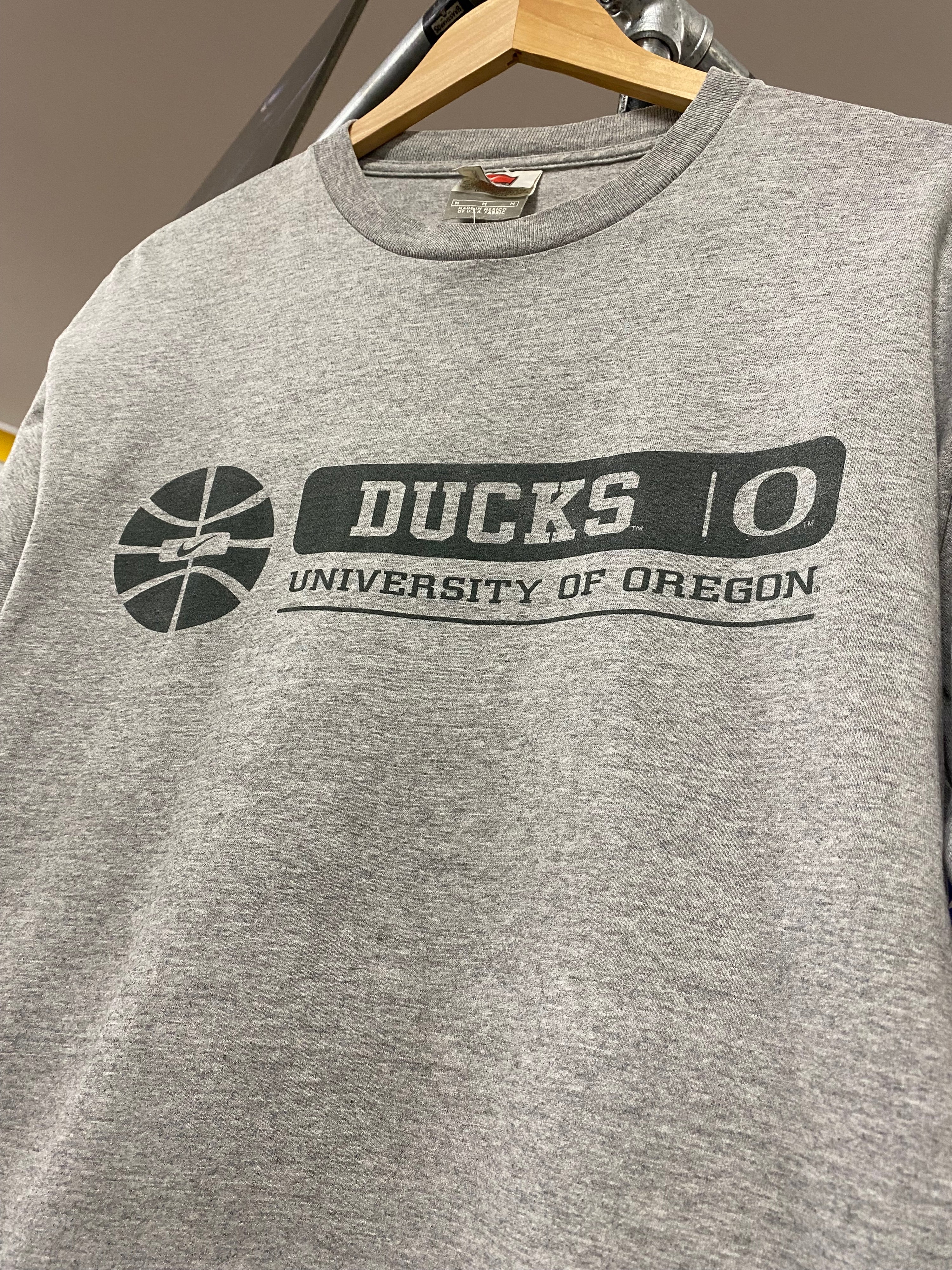 M - 2000s Nike x University Of Oregon Ducks|O Grey Tee