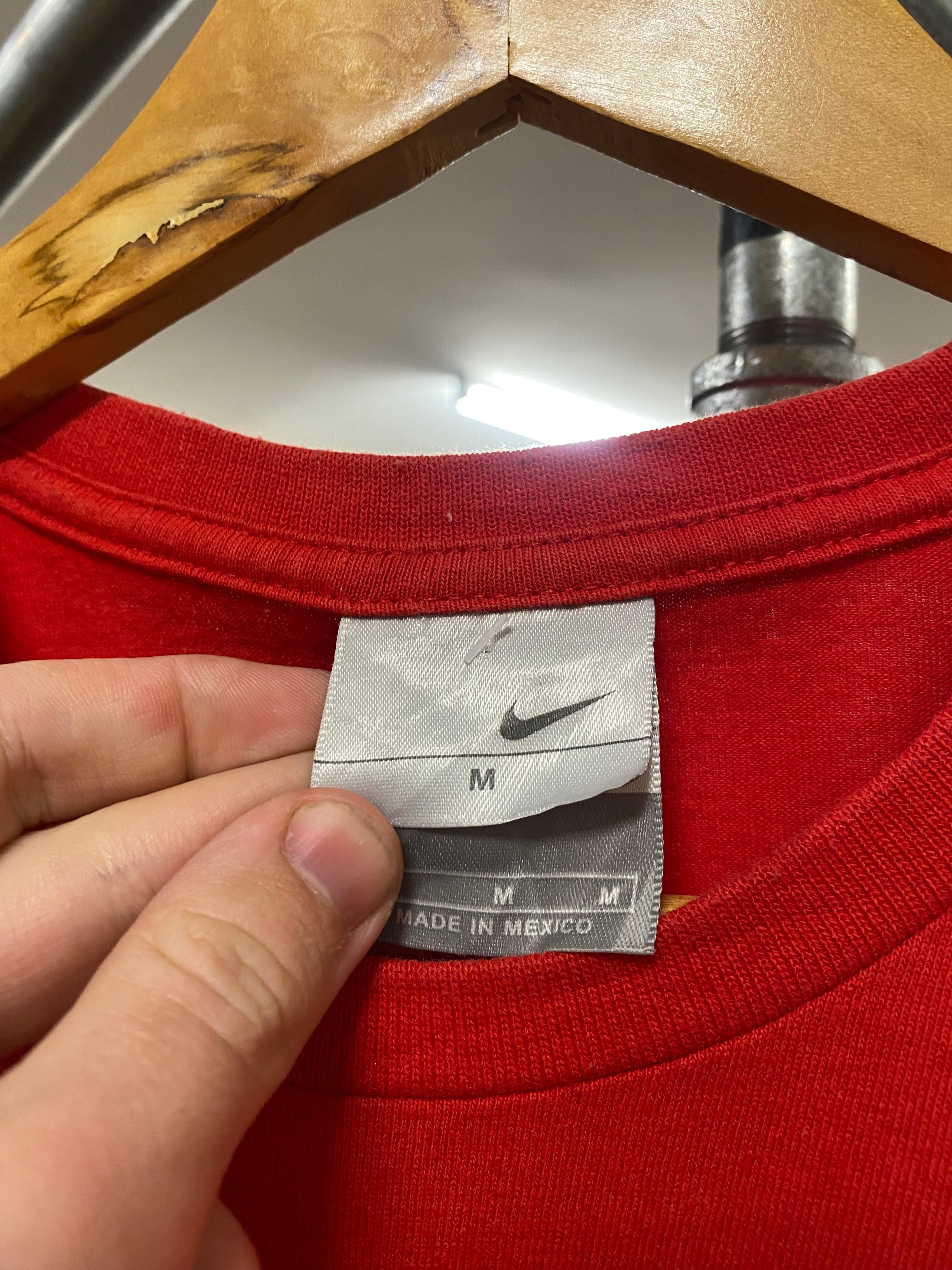 M - 2000s Nike Silver Mesh Spellout Red Tee