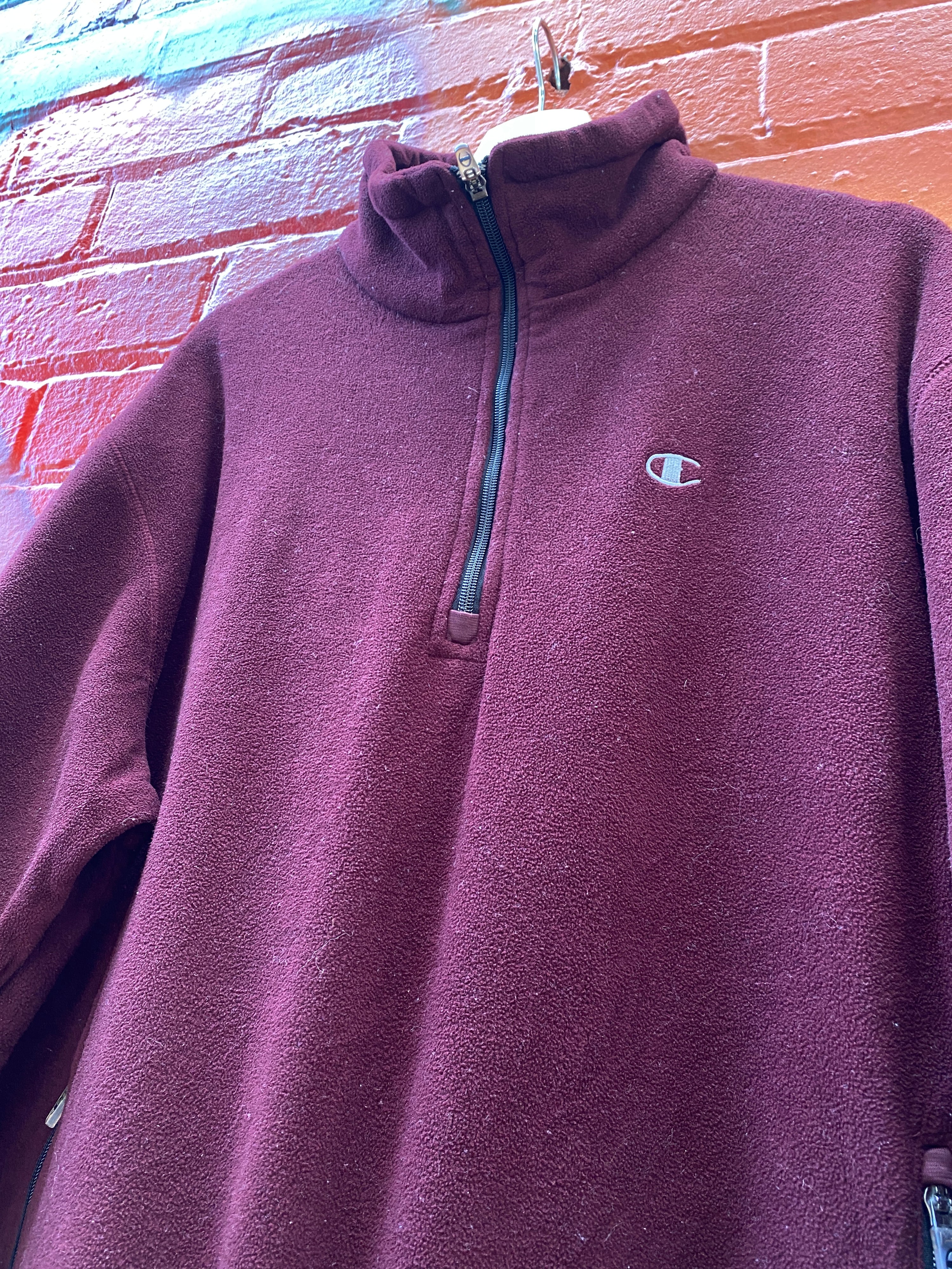 L - Champion 1/4 Zip Plum Fleece Jumper