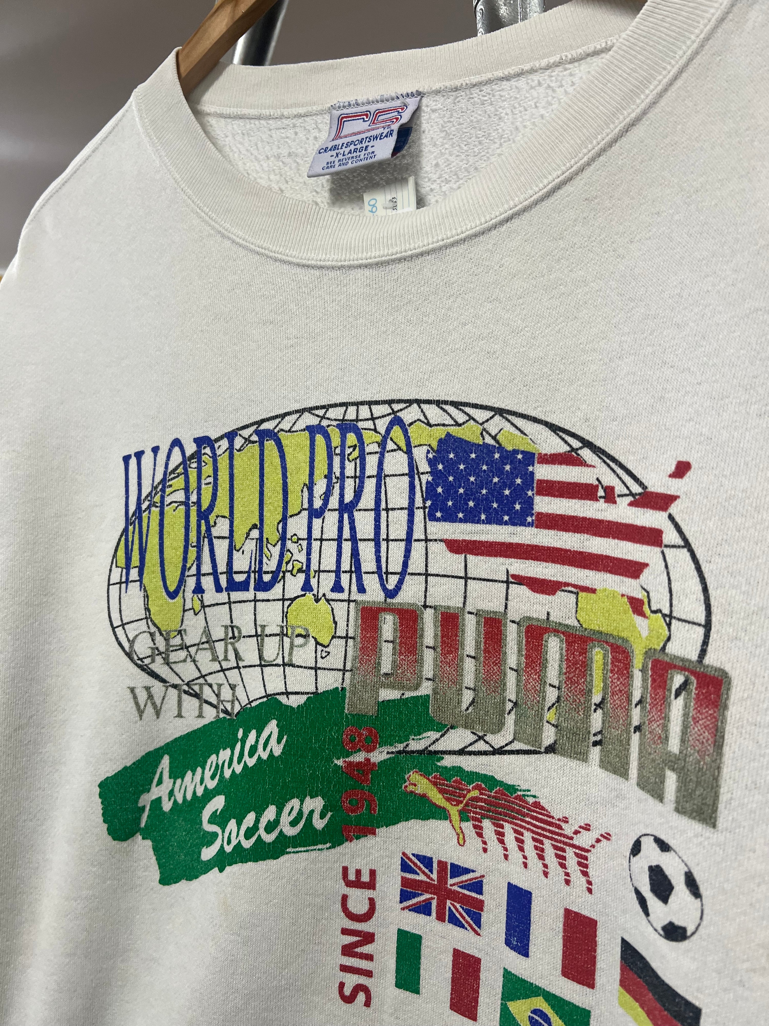 XL - 1990s PUMA World Pro American Soccer White Jumper