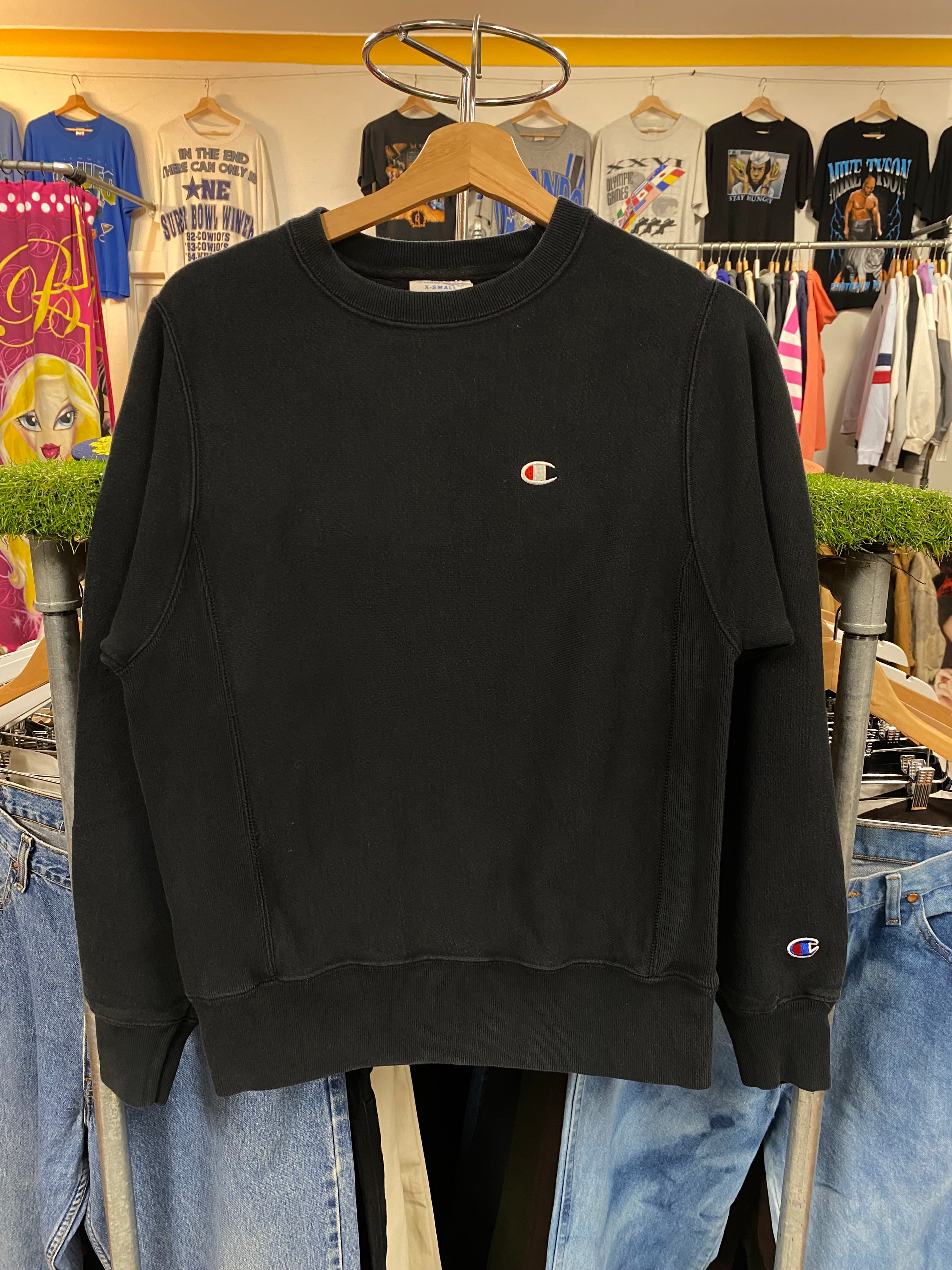 [XS] Champion Reverse Weave Black Jumper Pocket Logo