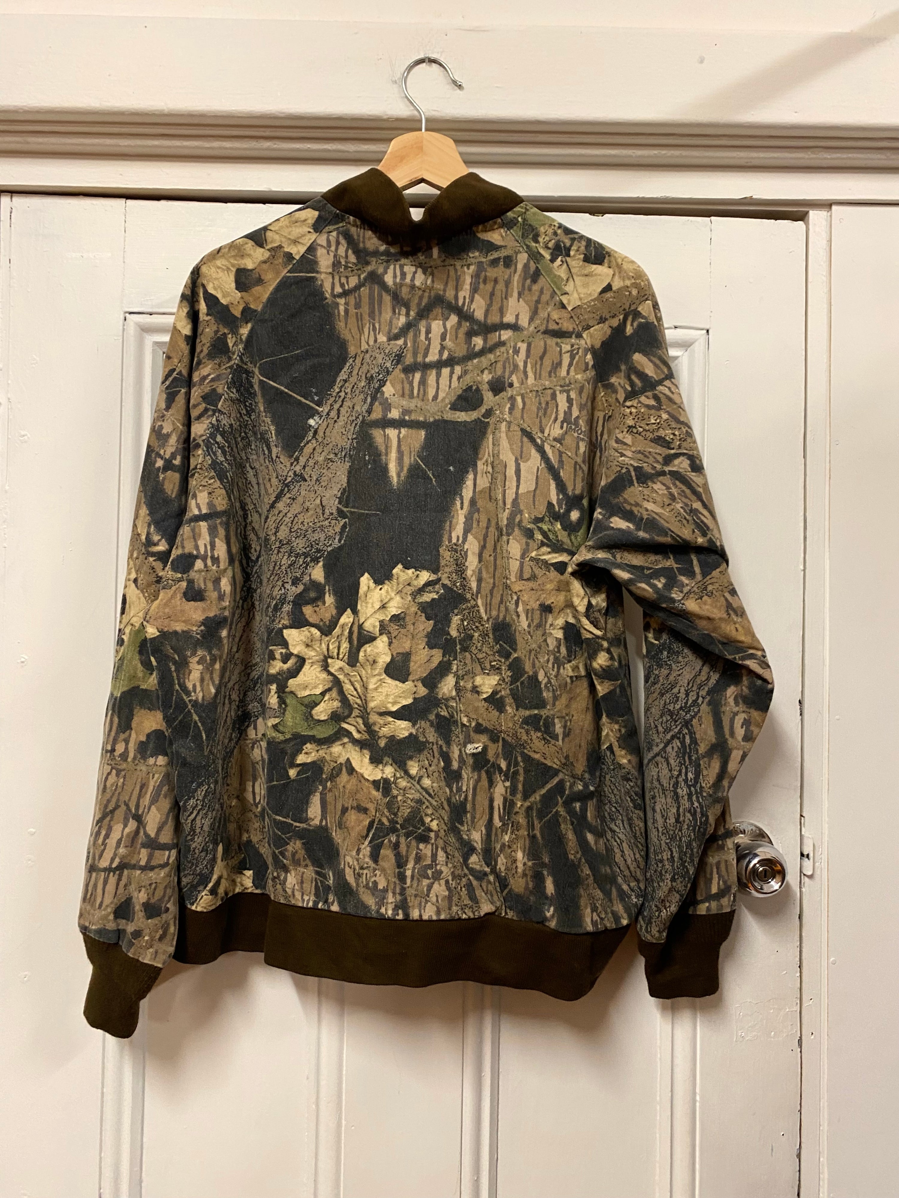 [M] Mossy Oak Lightweight Camo Button Up