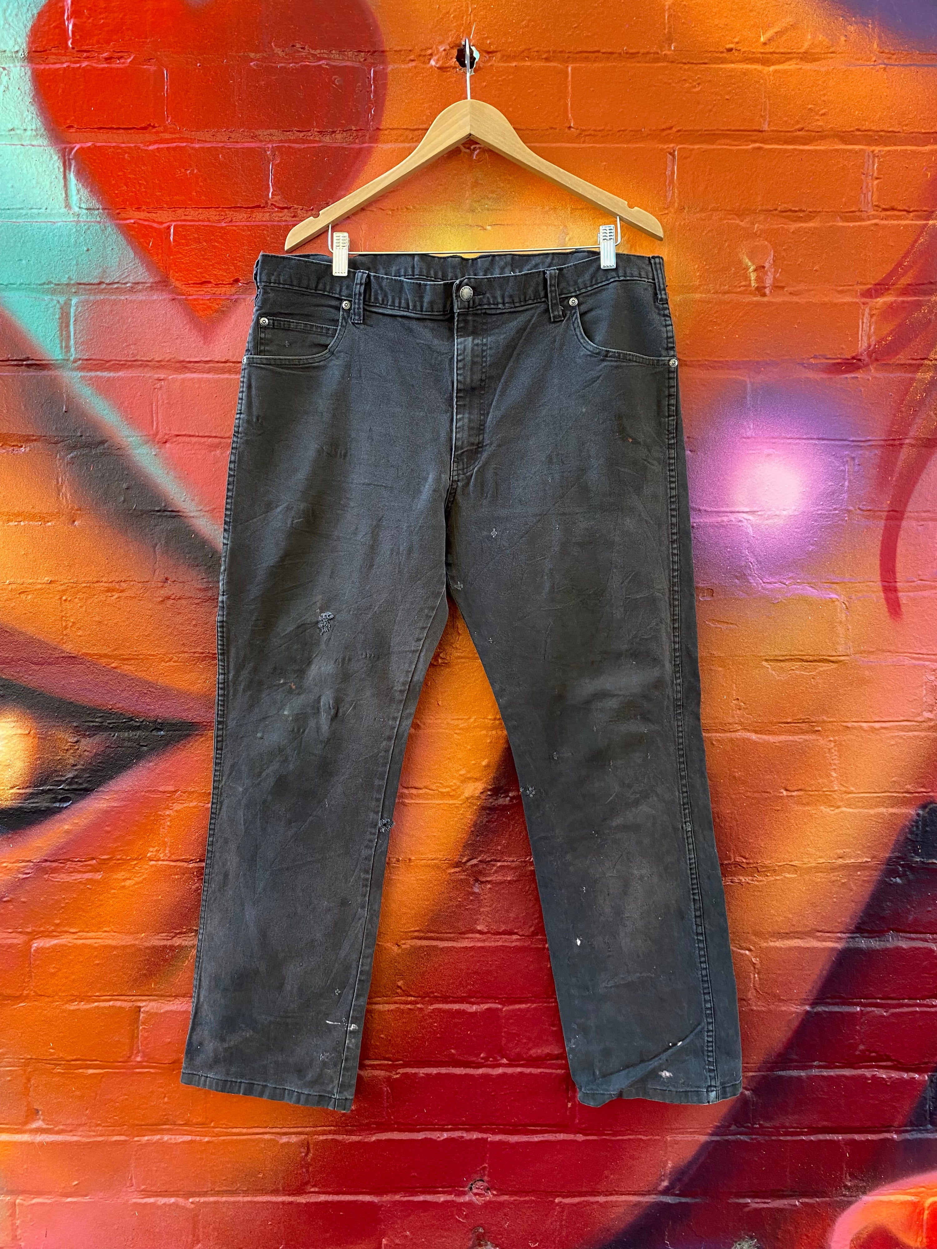 [38] Dickies Thrashed Black Carpenter Pants