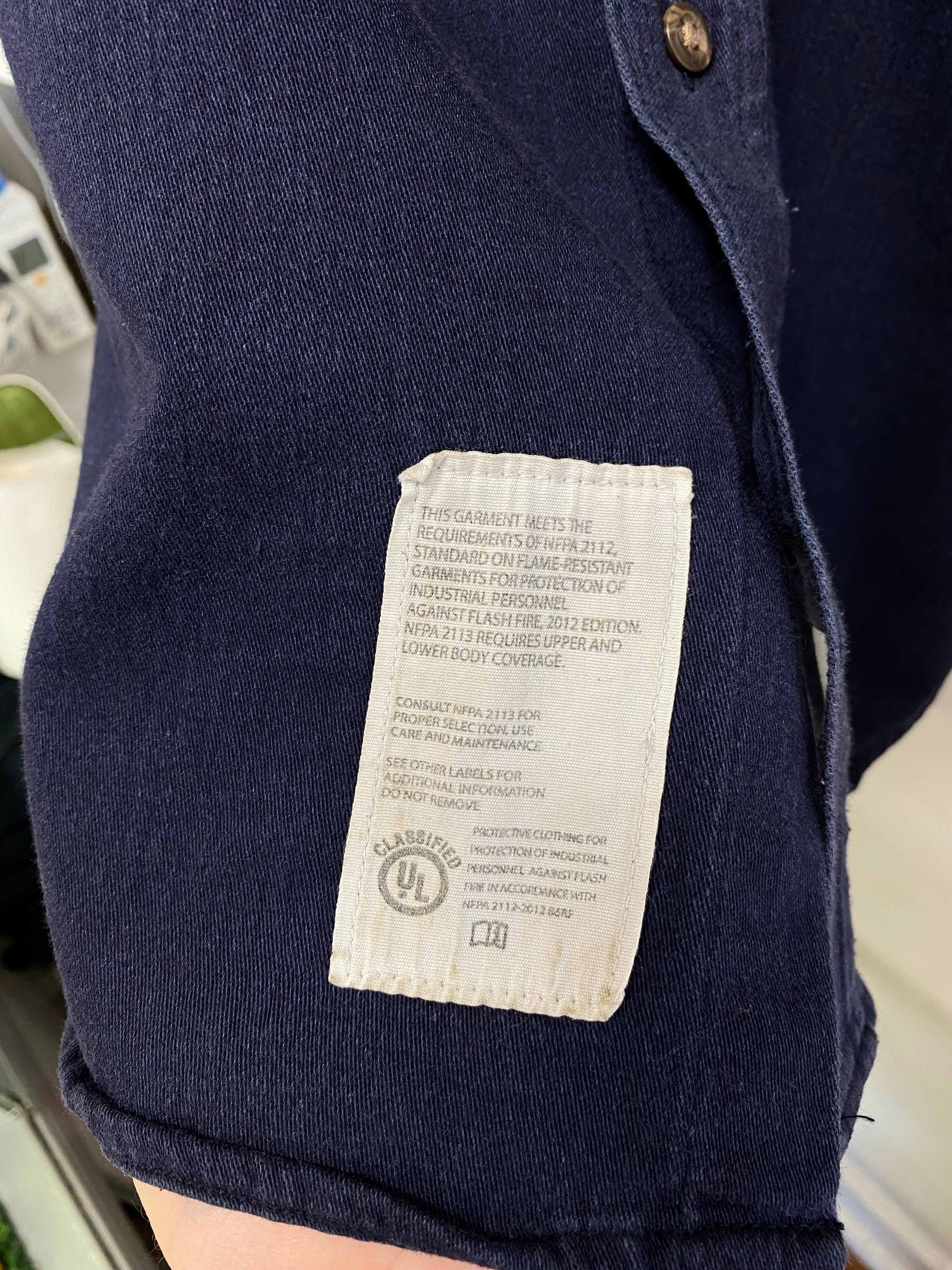 XL - Carhartt FR Navy LS Button-up 'Justin'