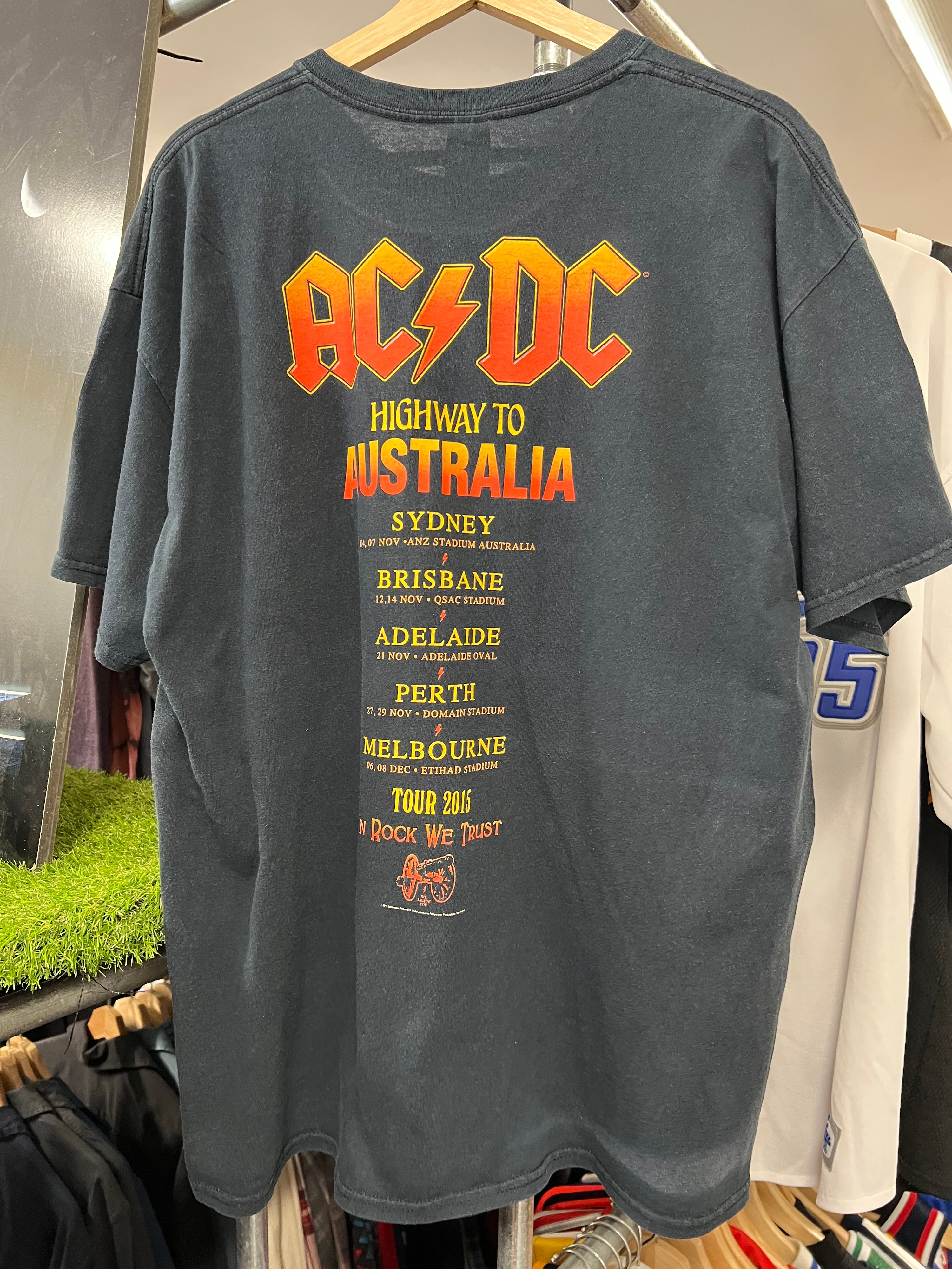 [XL] 2015 ACDC Rock Or Bust: Highway To Australia DS Tee
