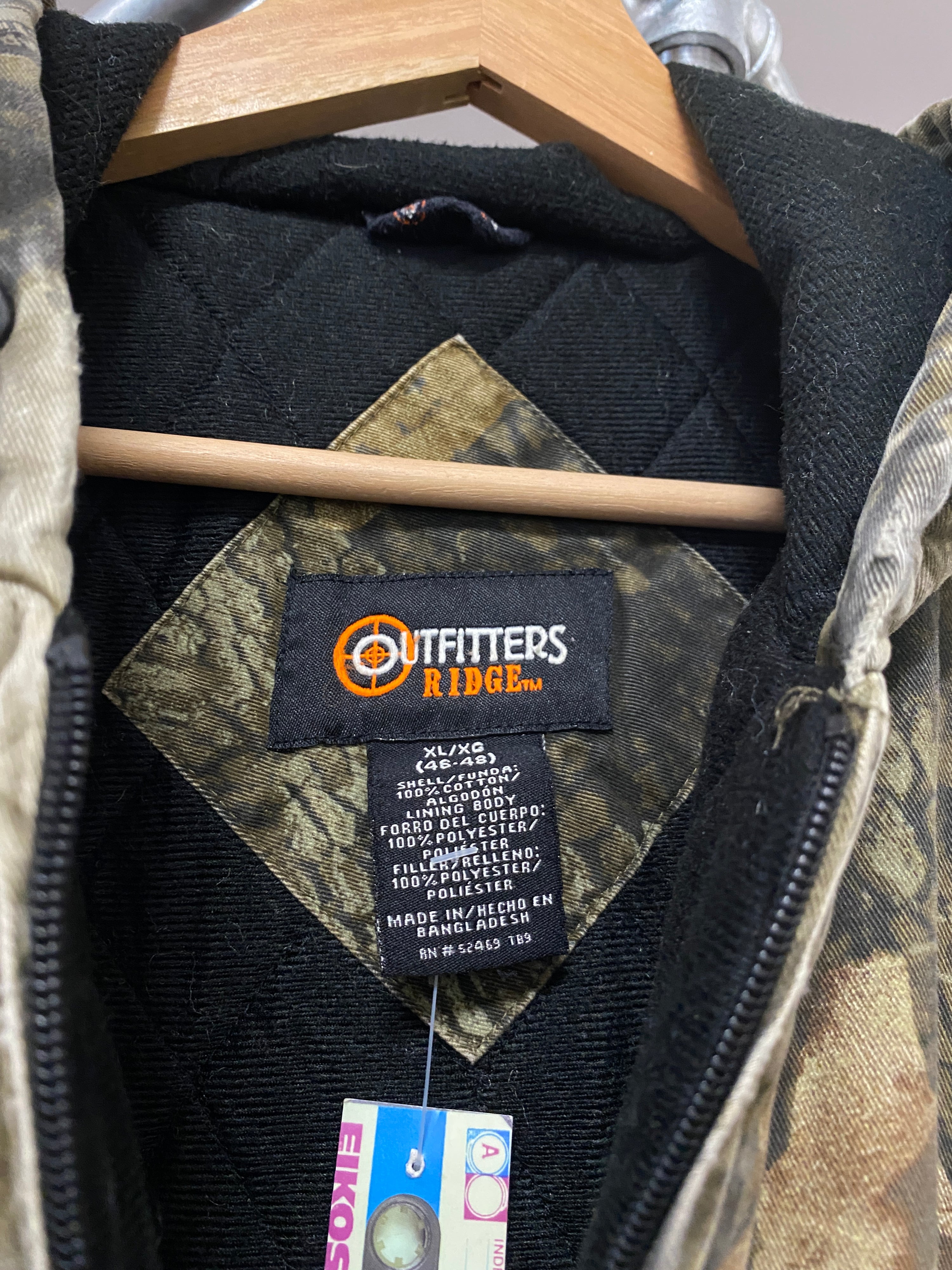 XL - Realtree Hooded 2 Cargo Pocket Camo Jacket