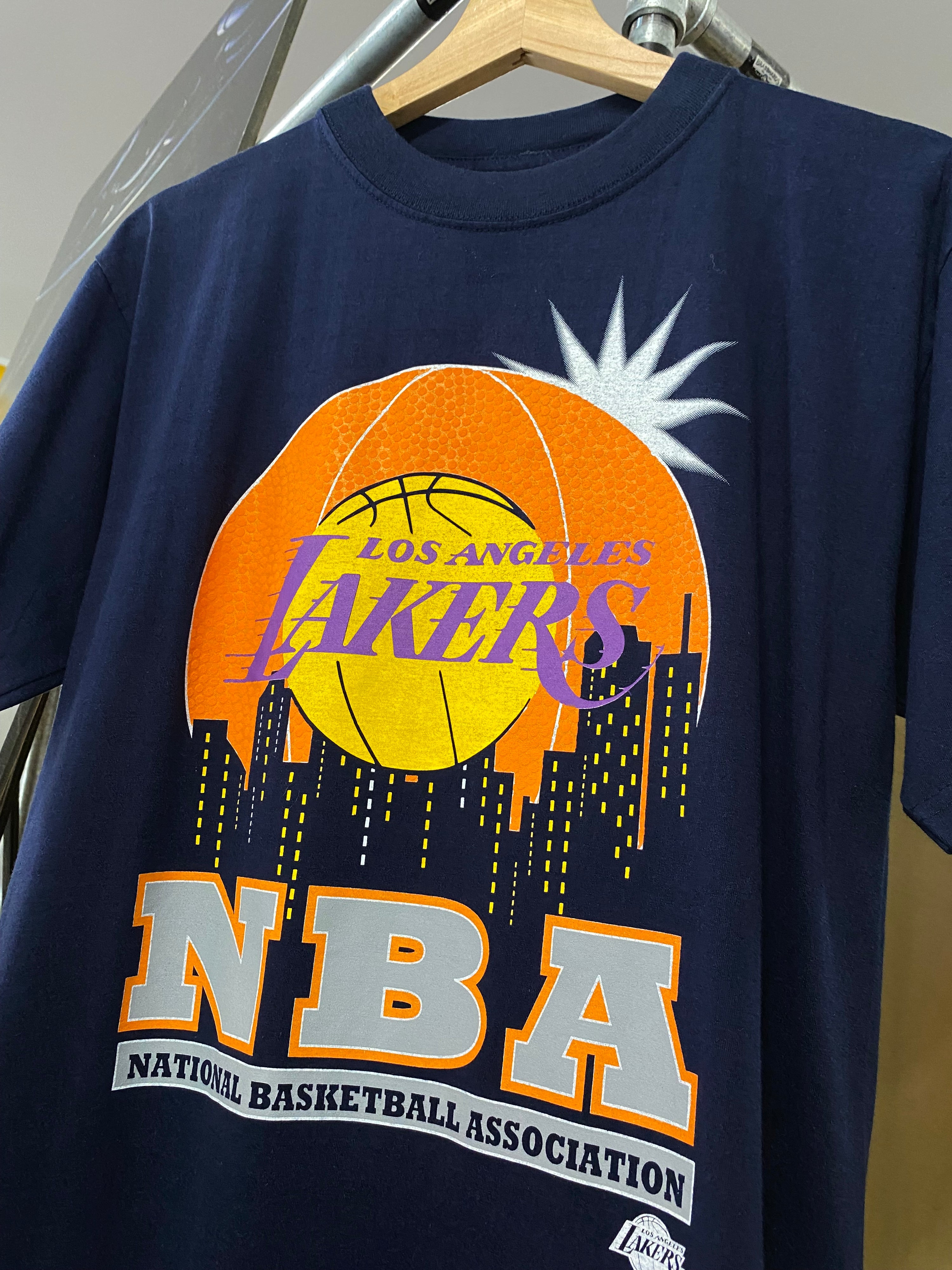 M - 1990s LA Lakers NBA Dark Blue Nutmeg Tee