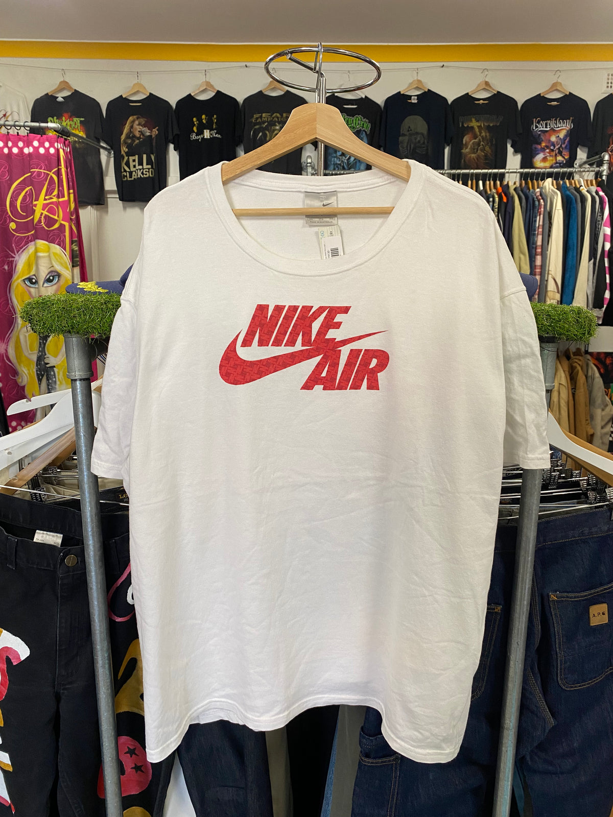 [3XL] 2000s Nike Air White Tshirt Red Logo