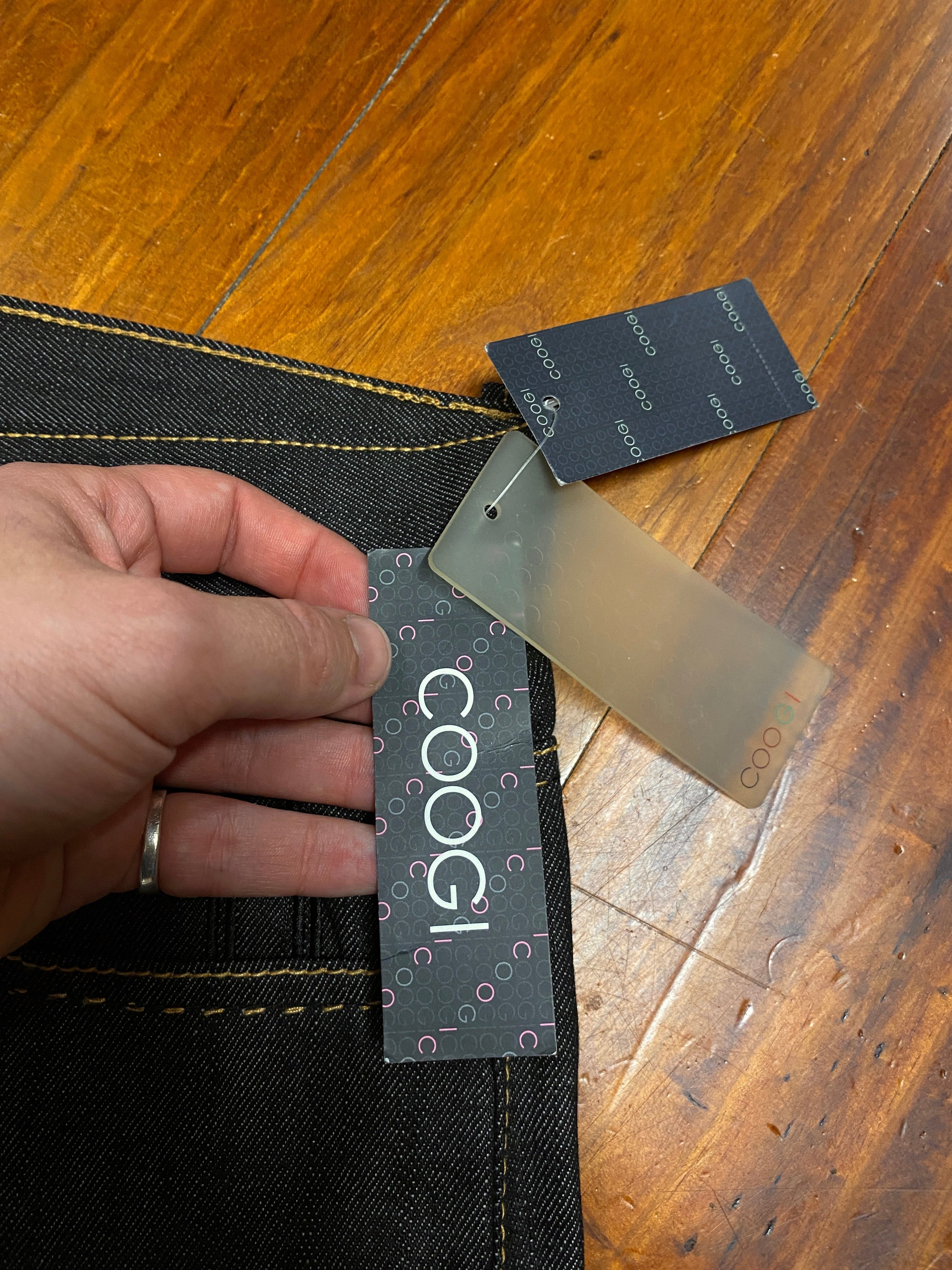 38 - Coogi Heritage Black Denim Baggy Jeans 38x34