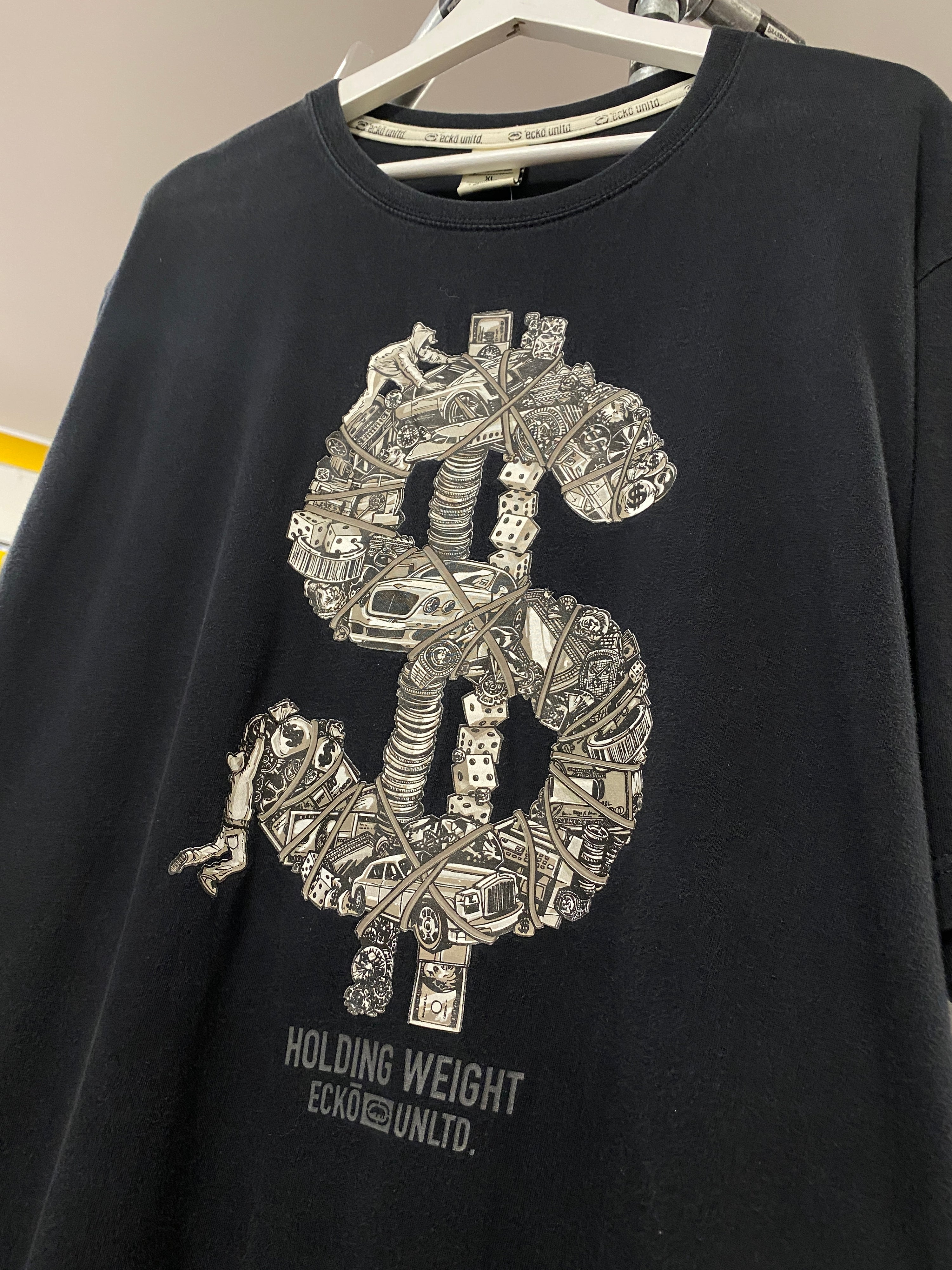 XL - Ecko Unltd Holding Weight $ Black Tee