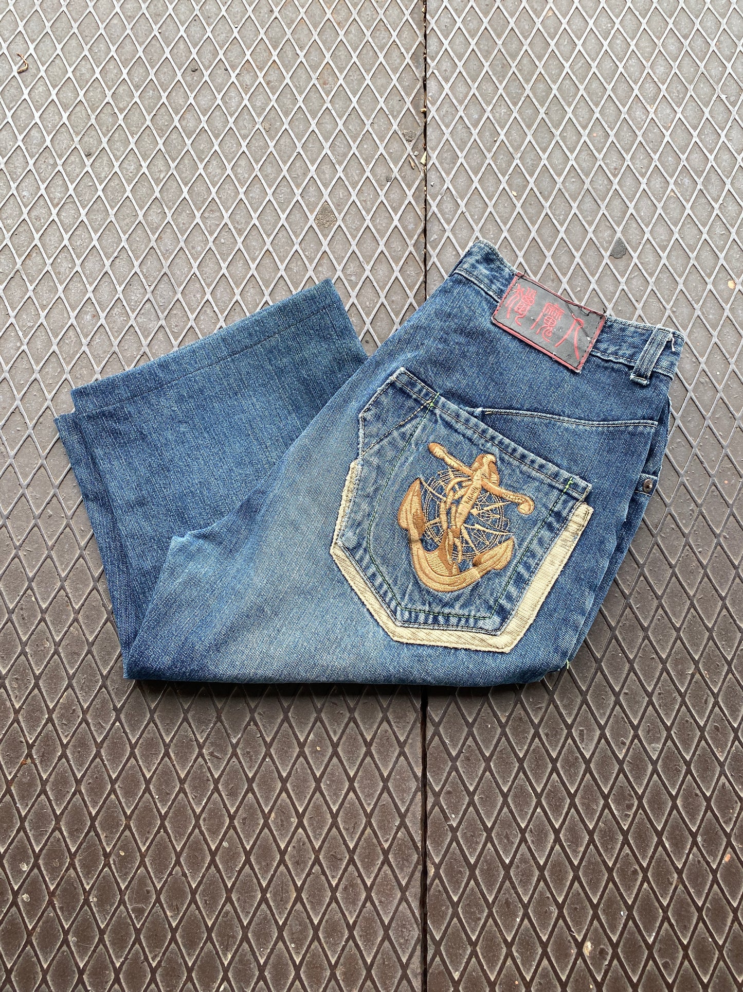 33 - LMR Jeans Denim Shorts Anchor Embroidery