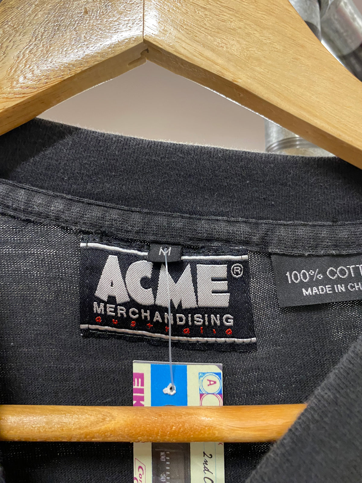 [M] 1993 Bugs Bunny Shadow Print ACME Tshirt