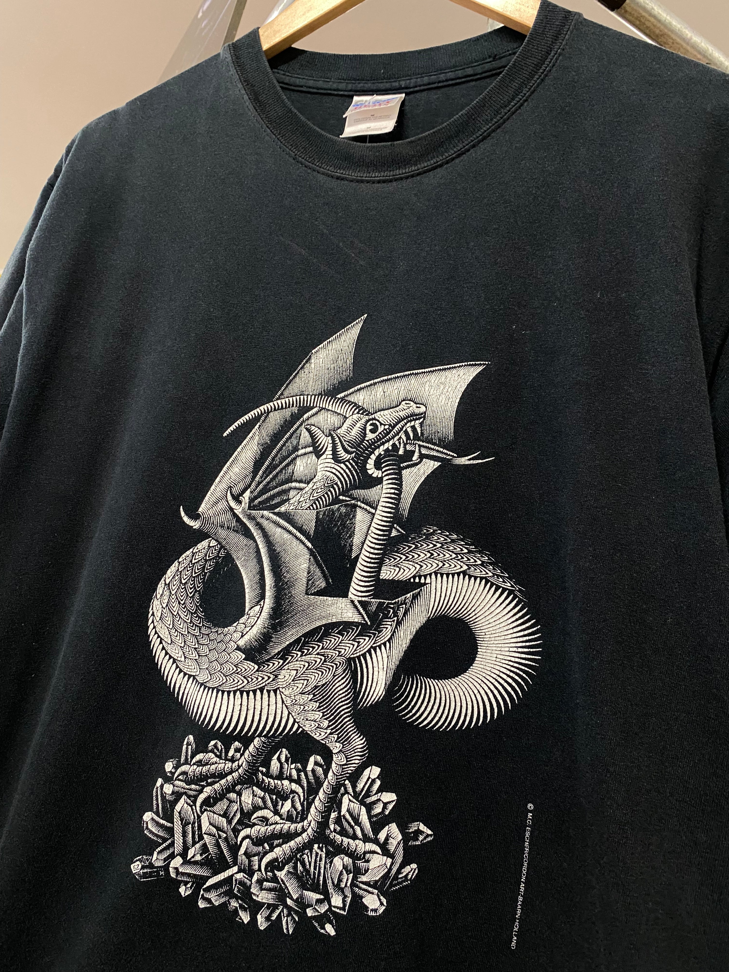 [M] M.C. Escher Black Art Tee