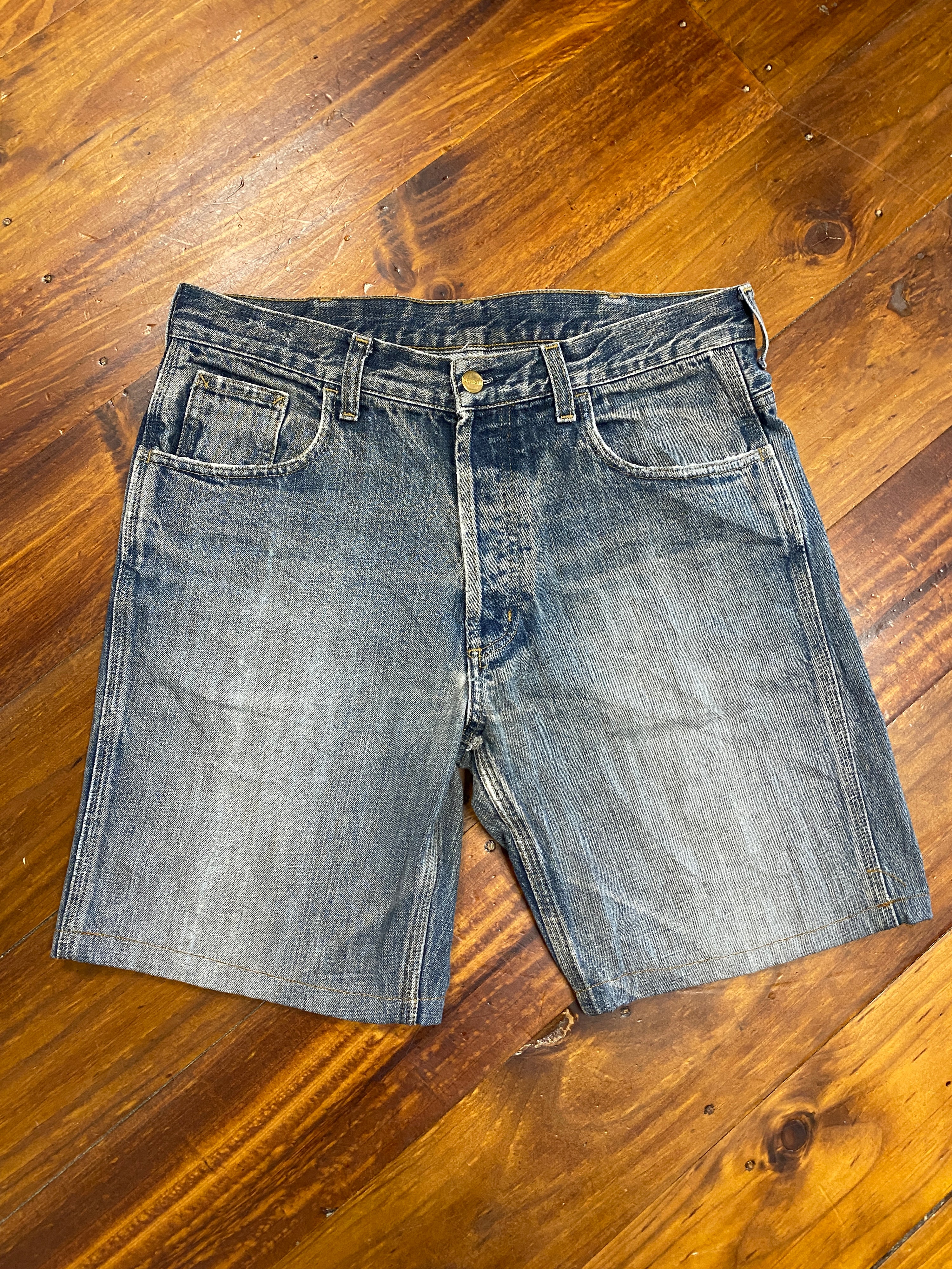 32 - Carhartt Washed Denim Shorts DS143