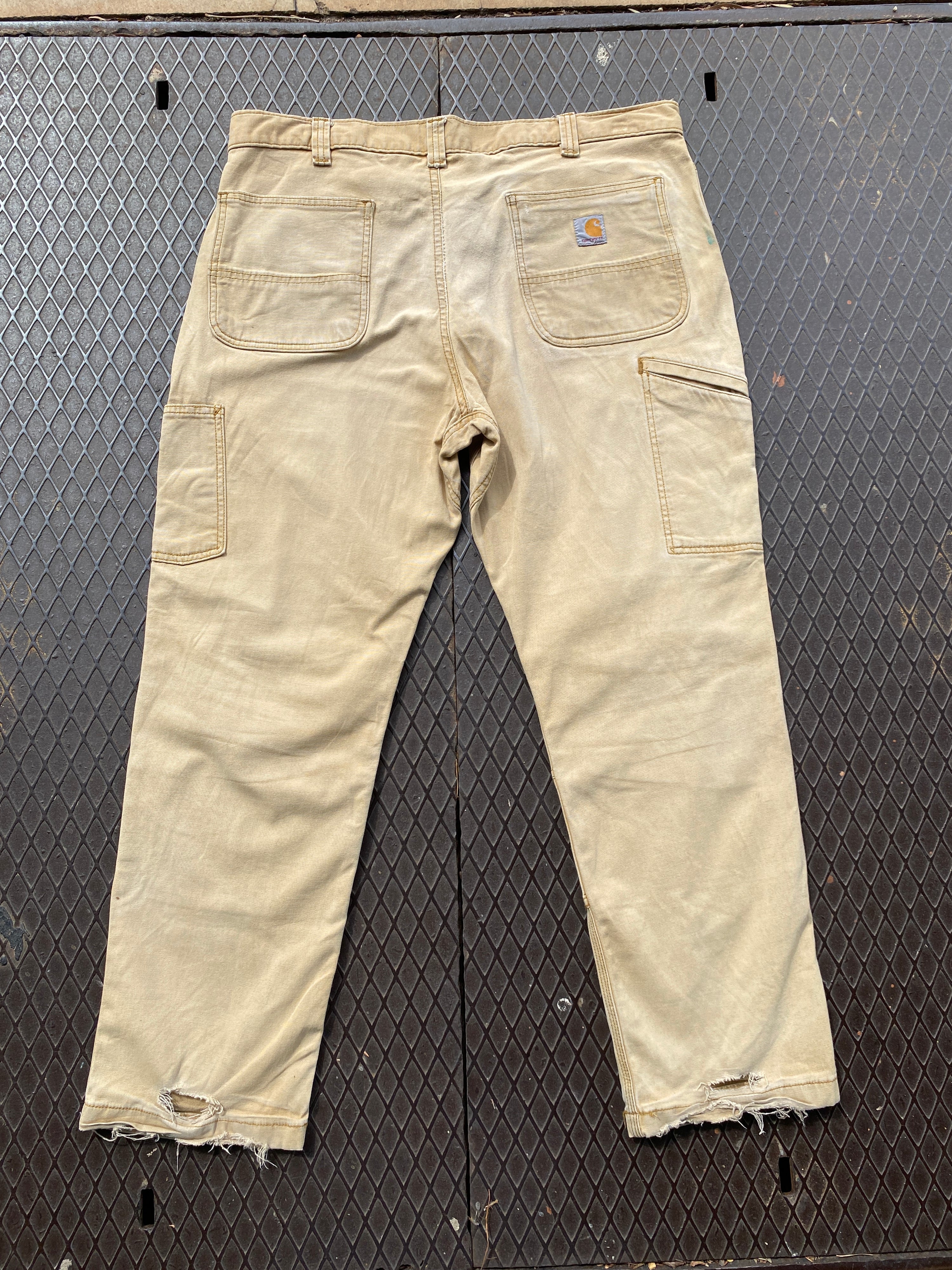 38 - Carhartt Double Knees Beige/Distressed