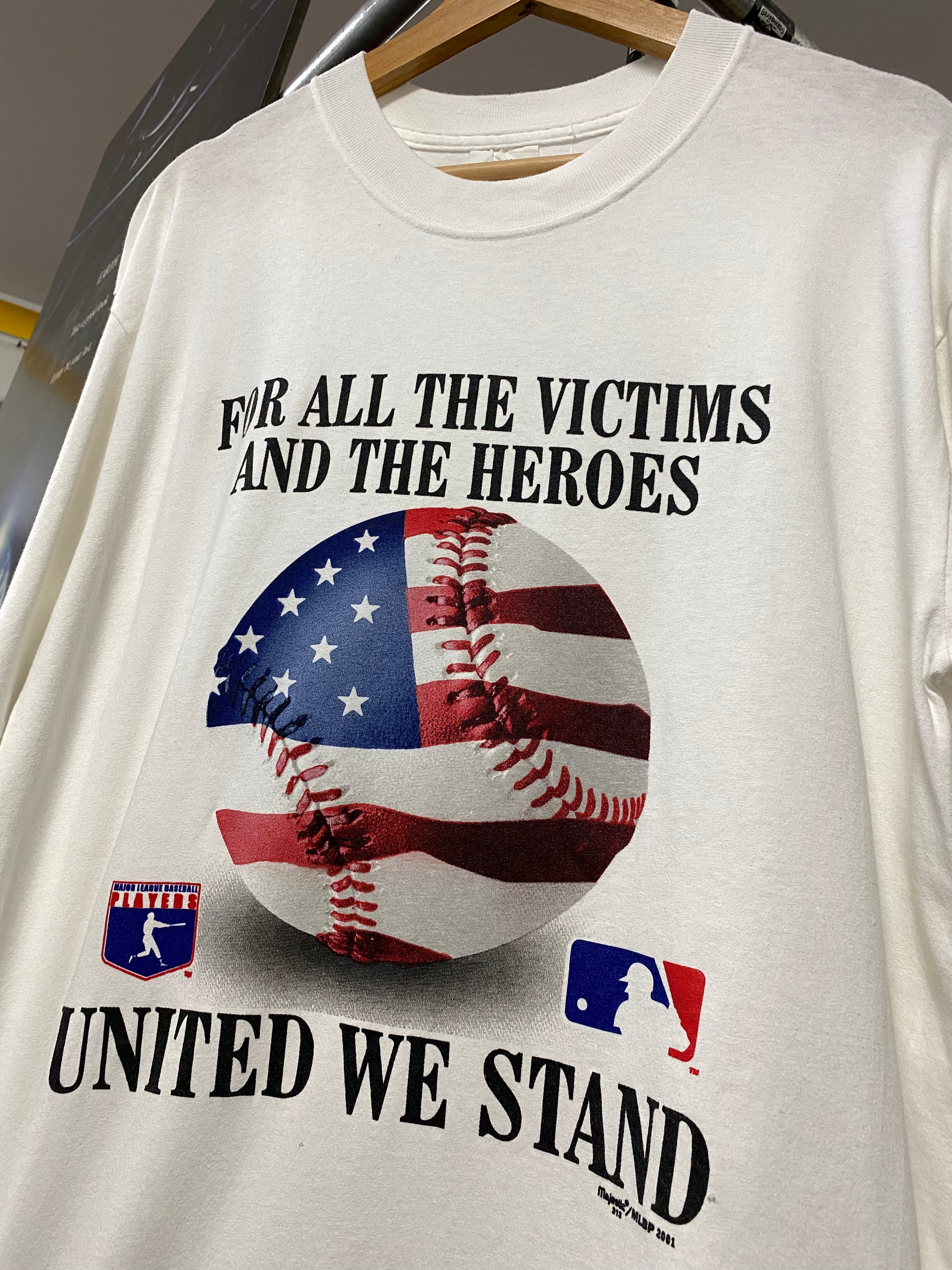 L - 2001 For All The Victims And The Heroes United We Stand MLB LS