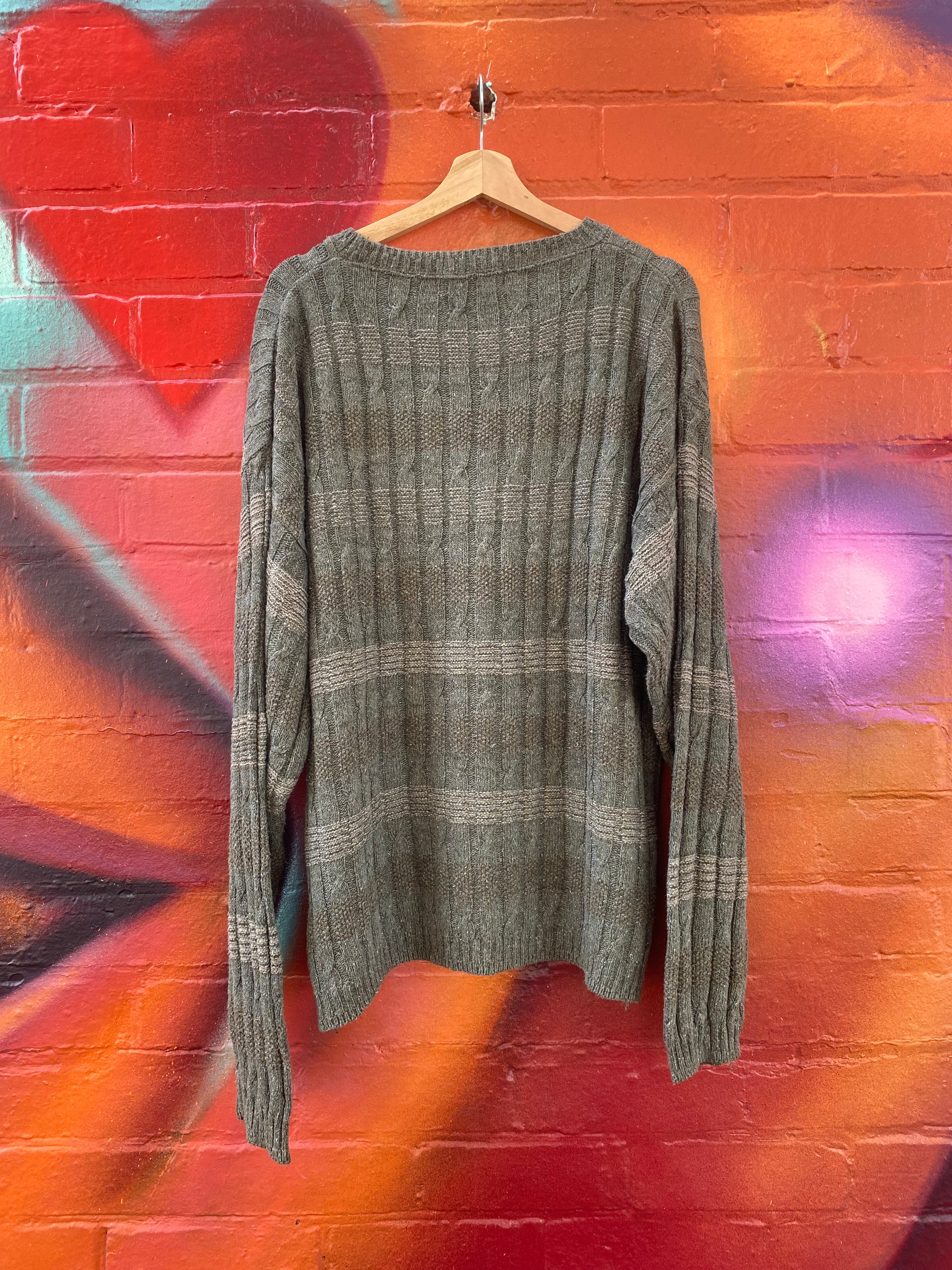 [L] Bill Blass Moss Green Knit Sweater