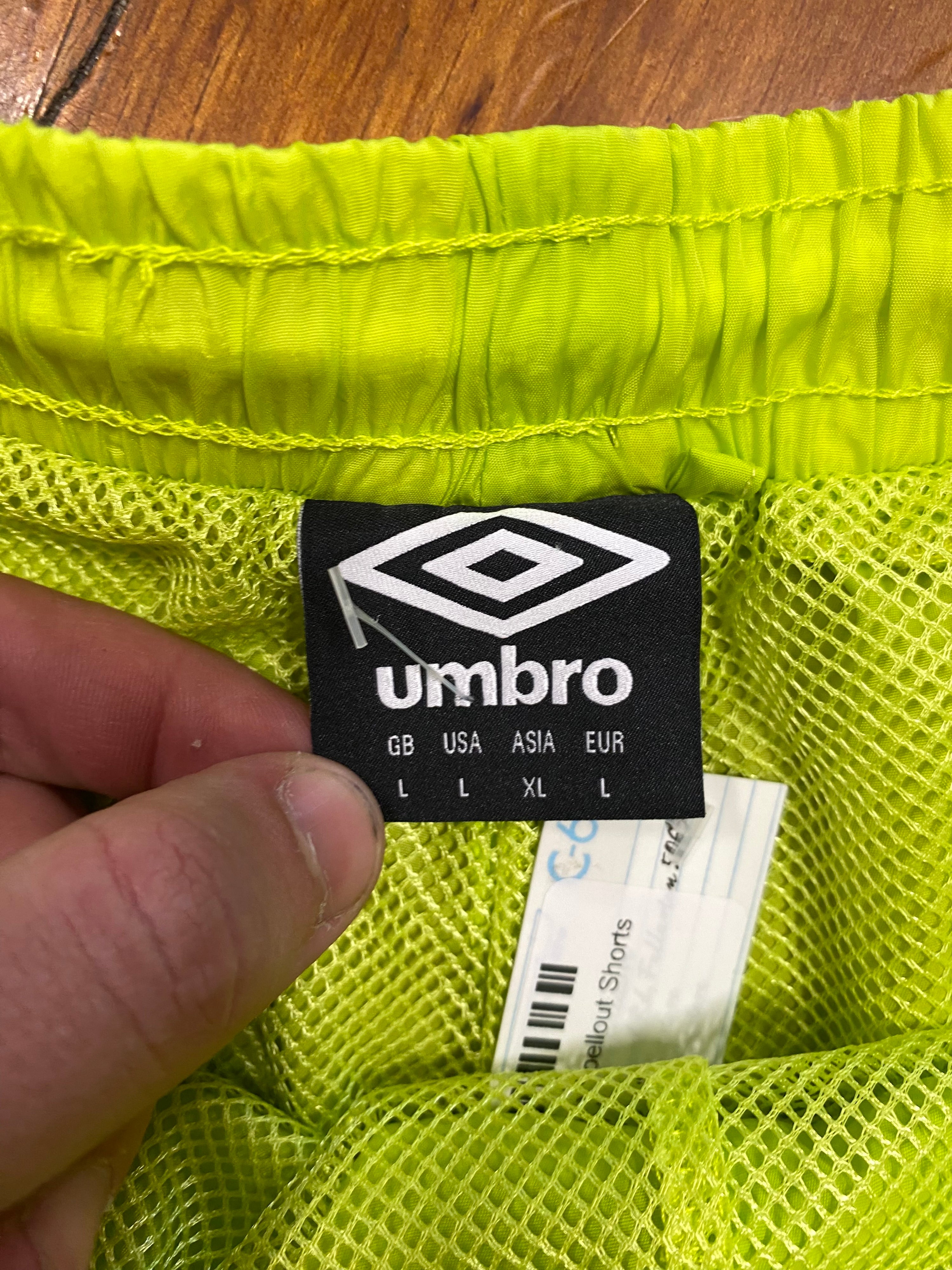L - UMBRO Lime Spellout Shorts