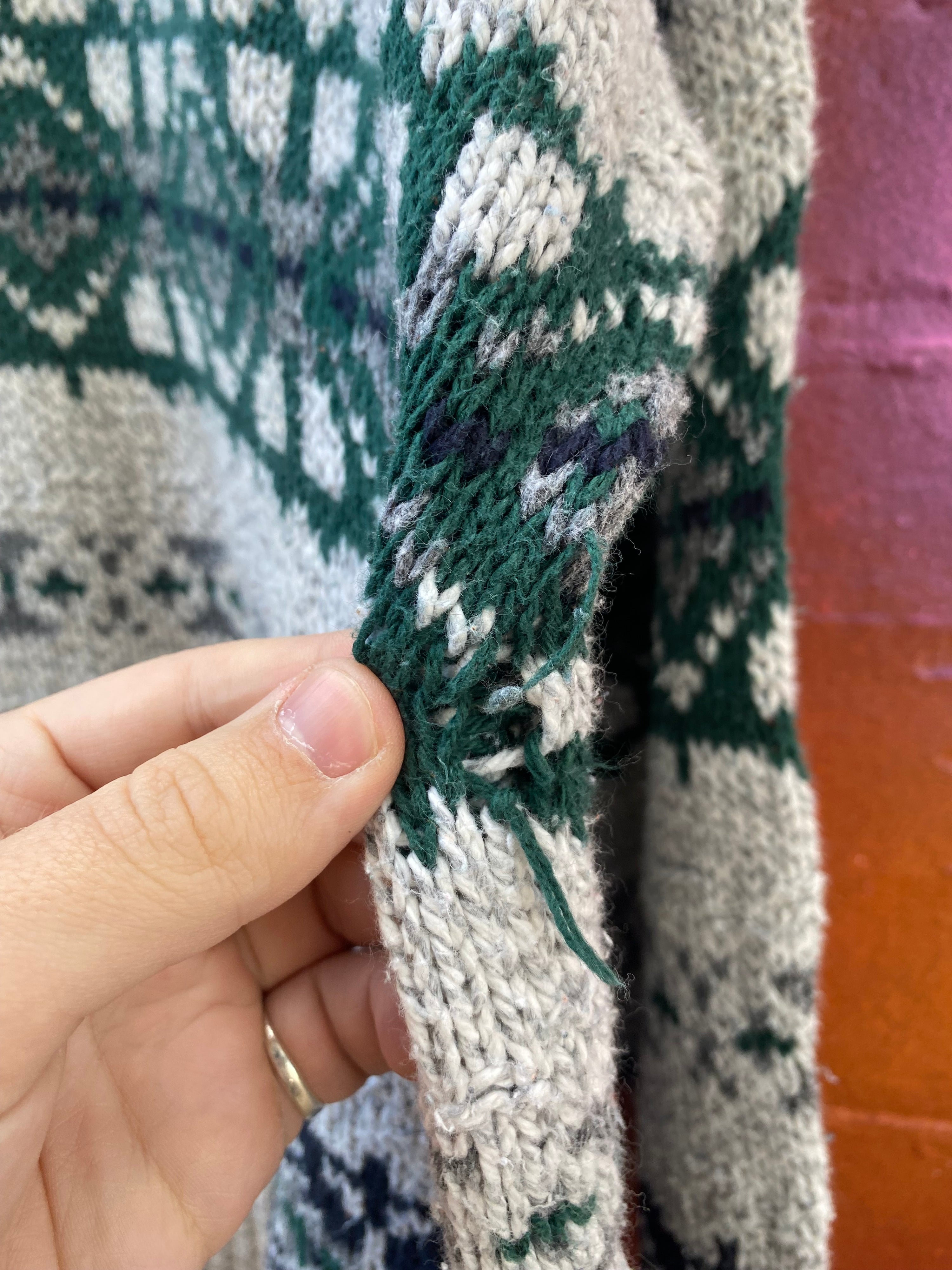 [XL] Peconic Bay Grey/Green Knit Sweater