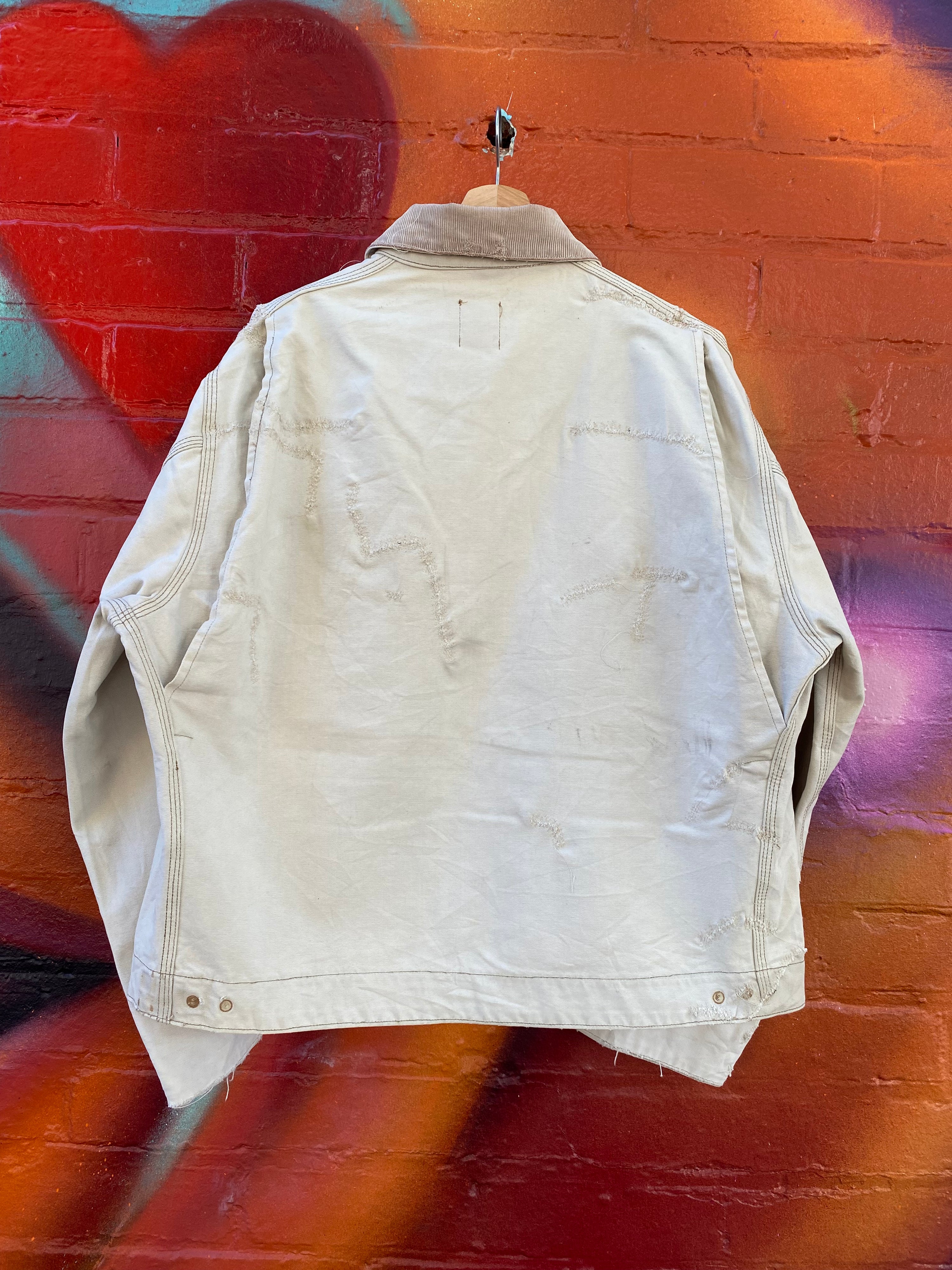[M] Carhartt Beige Thrashed Detroit Jacket