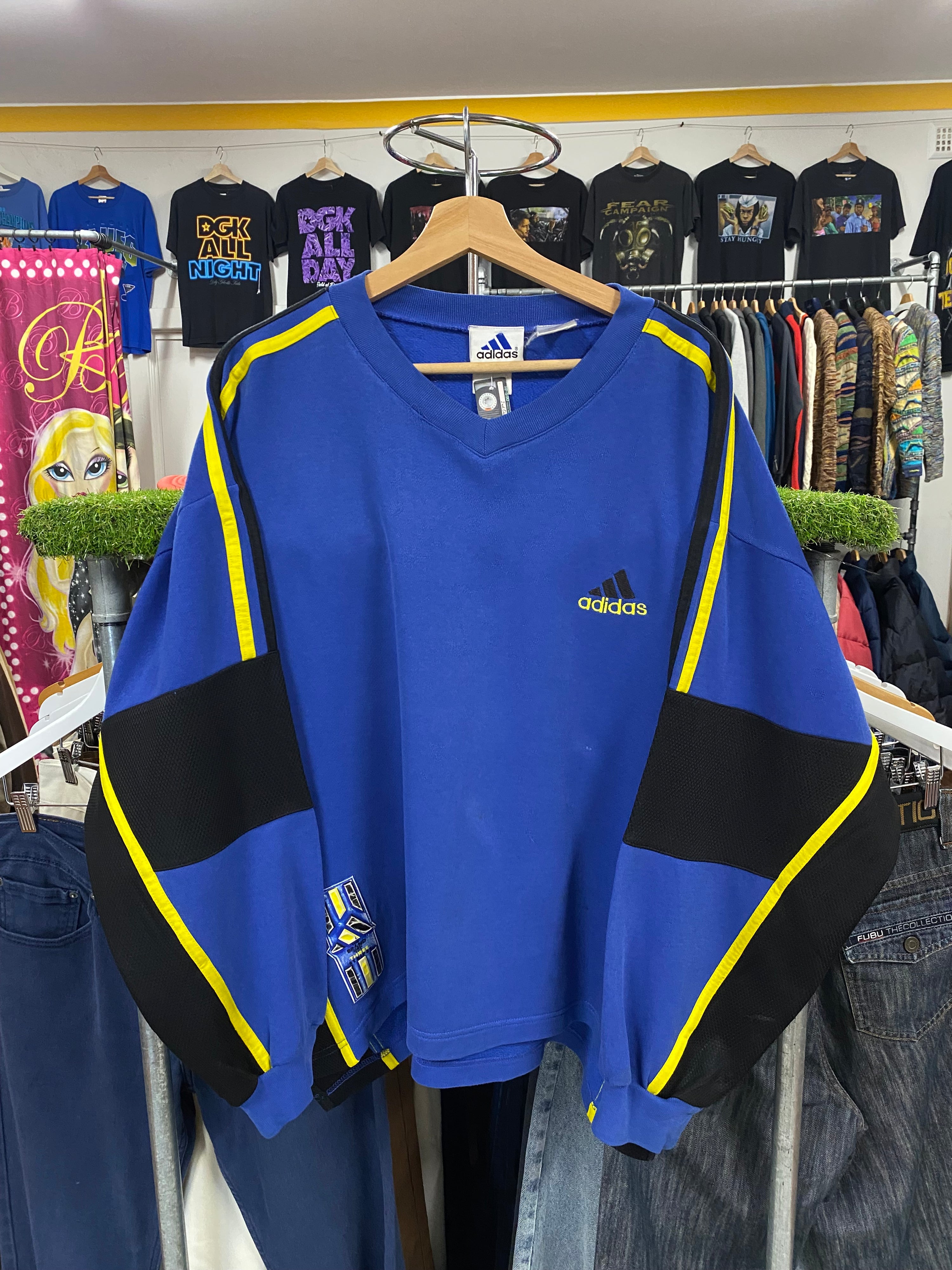 [L] Vintage Adidas V-Neck Blue