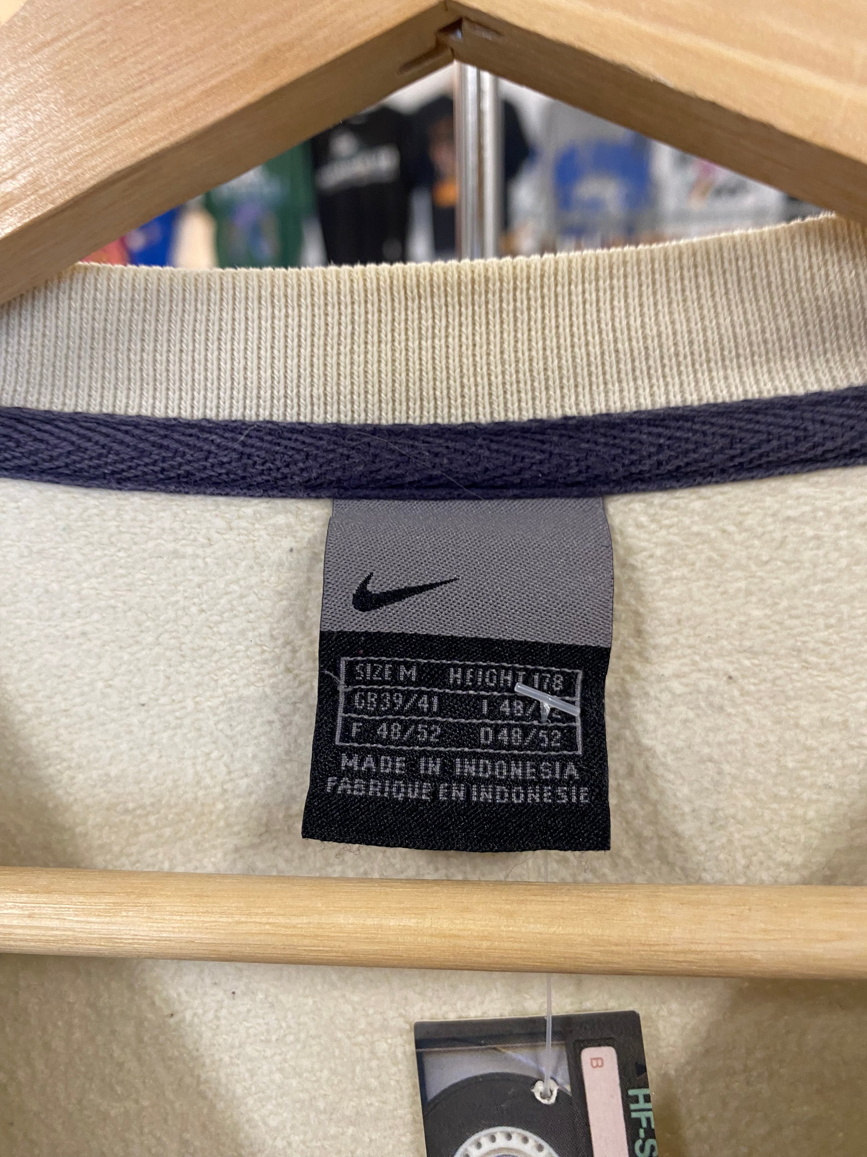 [M] Nike Spellout Beige Jumper