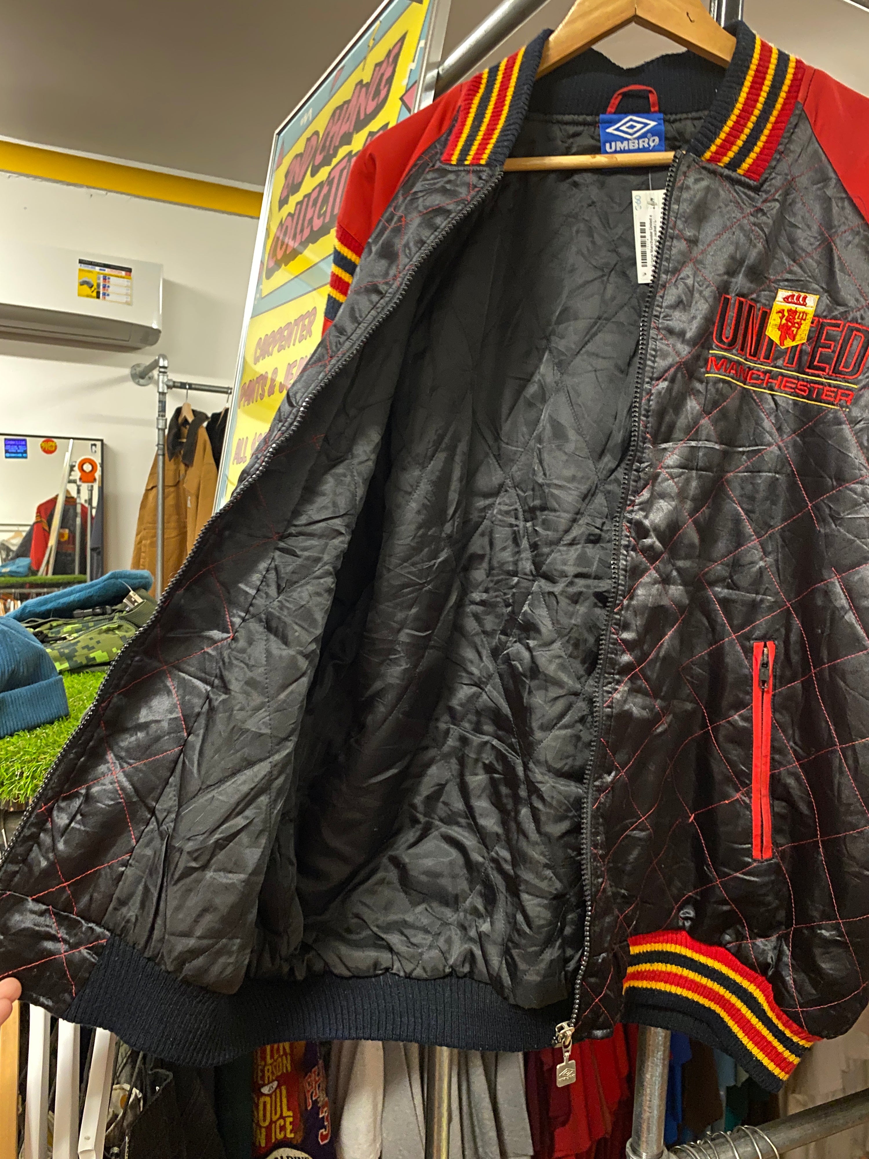 L - Vintage Manchester United x UMBRO Quilted Jacket