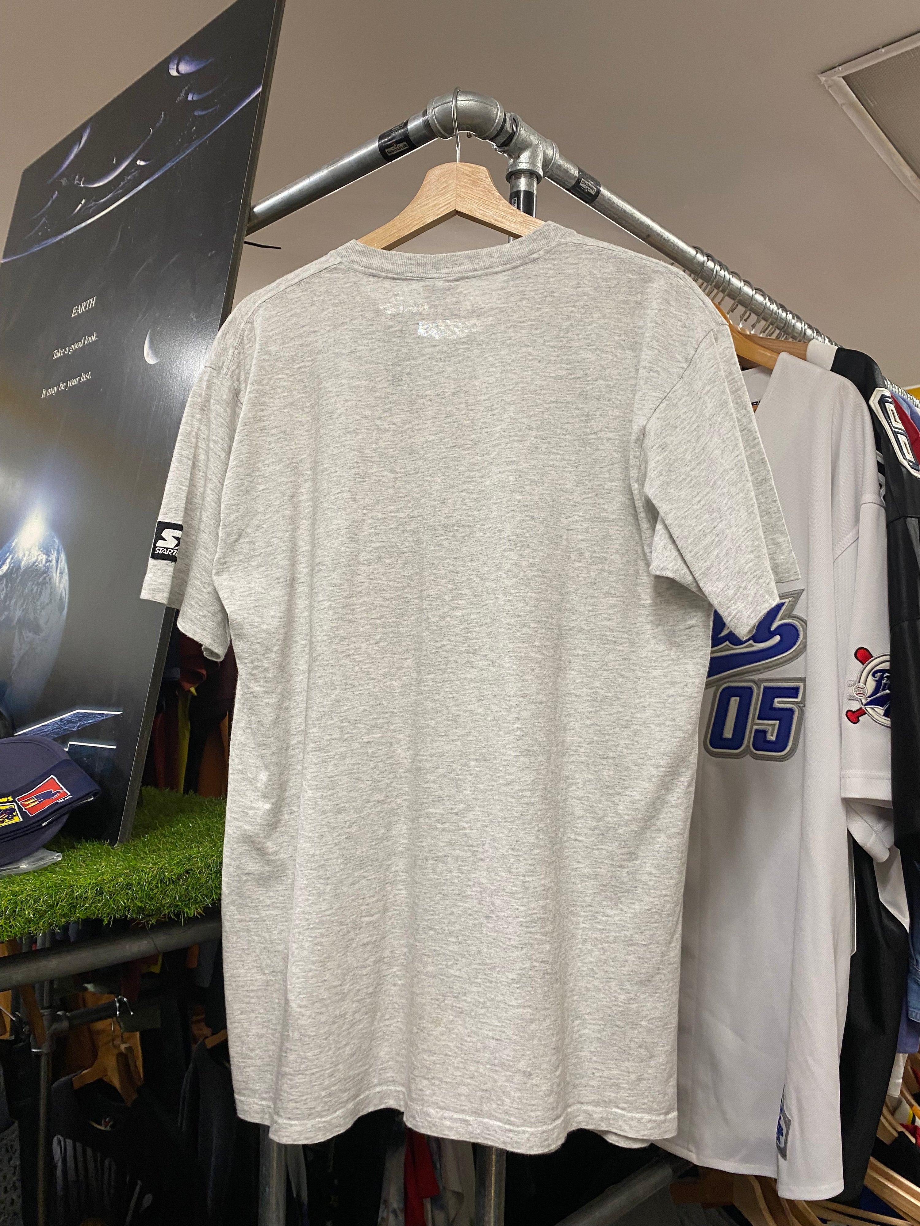 M - 1996 Baltimore Ravens Grey Starter Tee