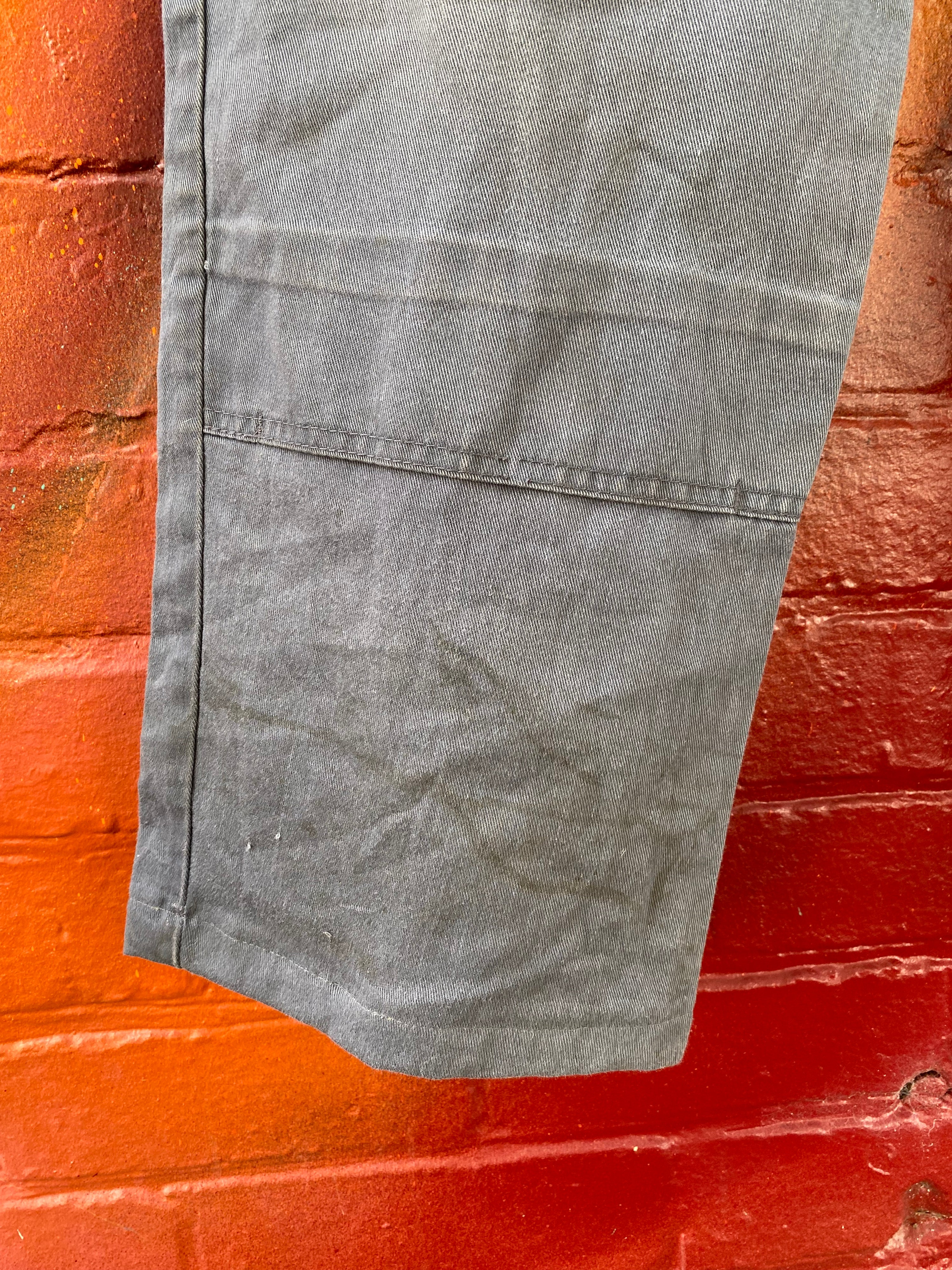 [38] Dickies Faded Grey Zip-Pocket Pants D126